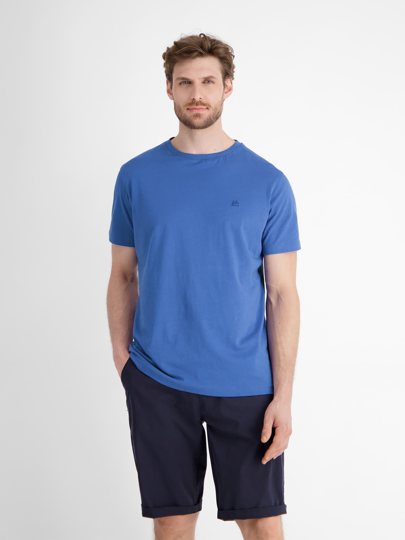 LERROS Kurzarmshirt, mit Logostickerei auf der Brust günstig online kaufen