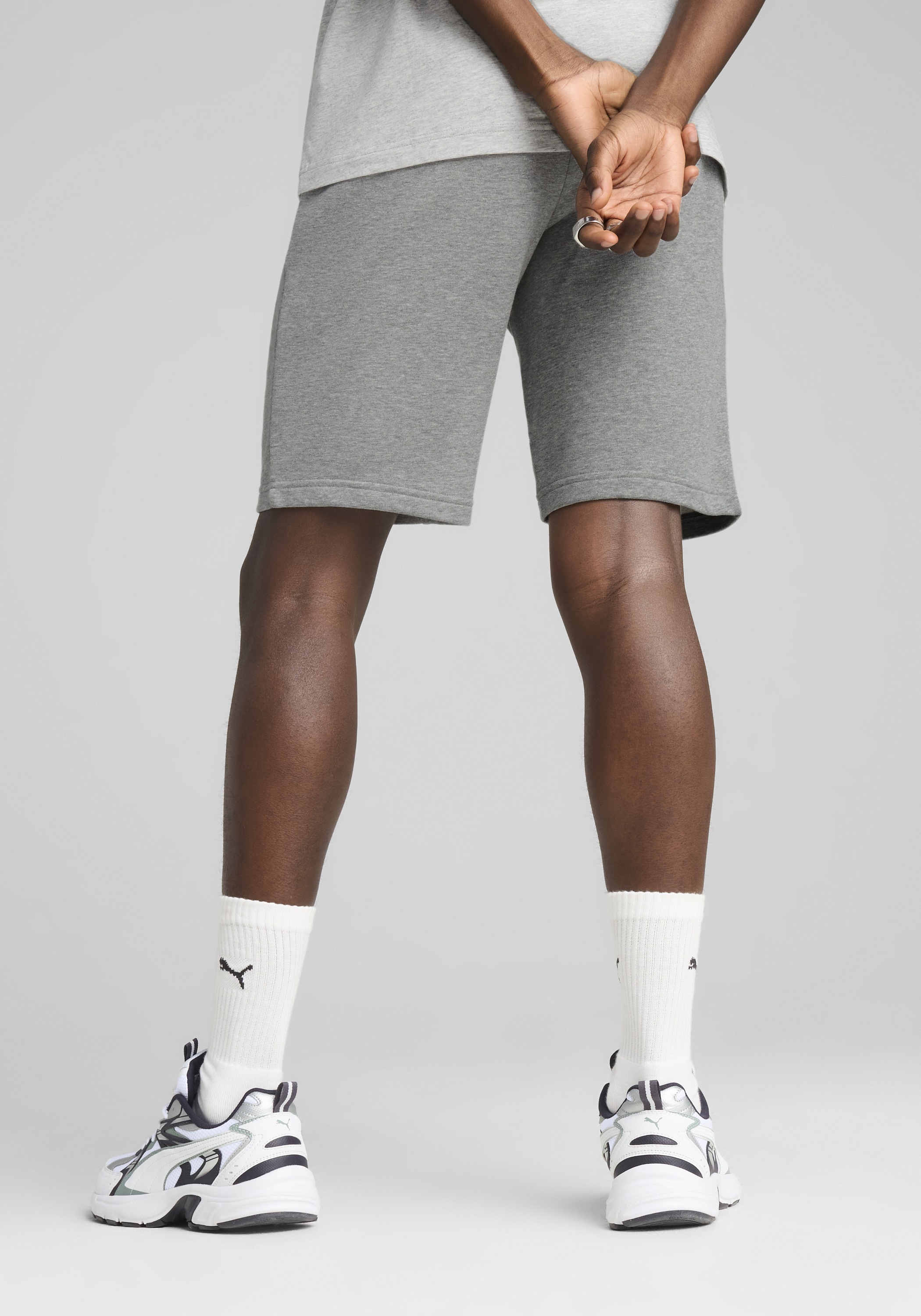 PUMA Trainingsshorts "ESS 2 COLOR NO. 1 LOGO SHORTS 10" TR" mit Eingrifftas günstig online kaufen