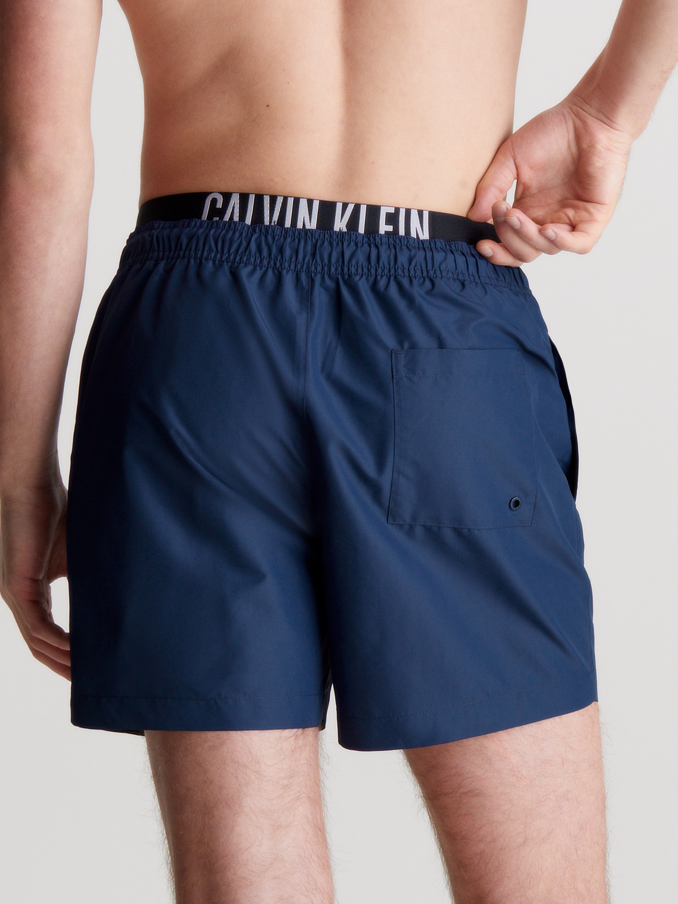 Calvin Klein Swimwear Badeshorts »MEDIUM DOUBLE WB«, mit doppeltem Bund