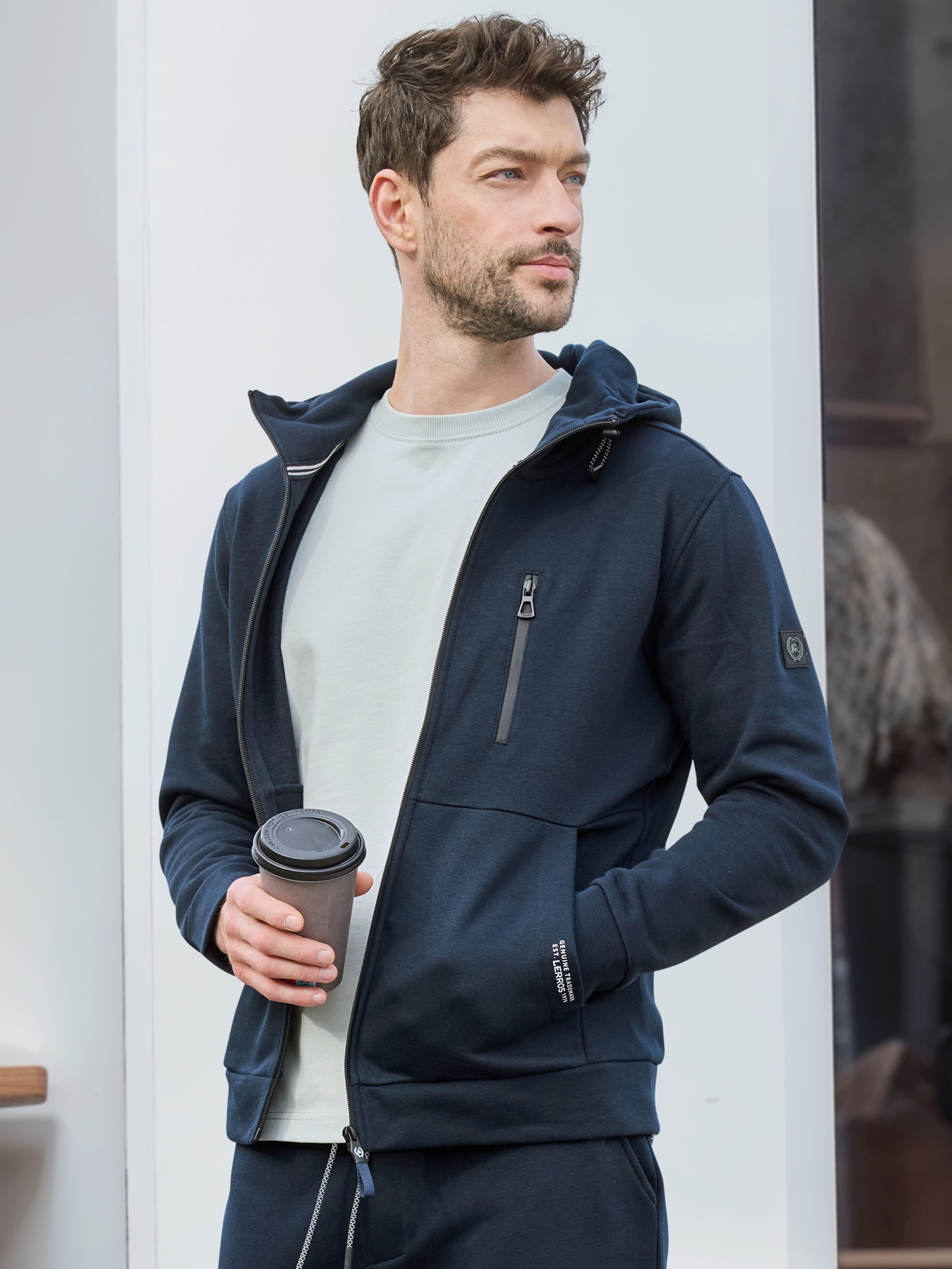 LERROS Kapuzensweatjacke "Sweatjacke im Hoodie-Look aus Mischgewebe" günstig online kaufen