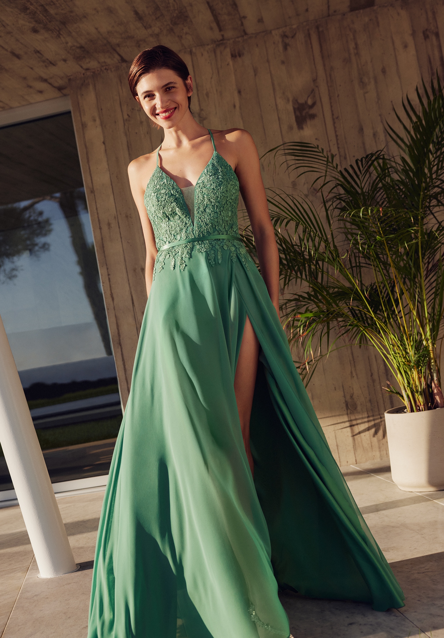 Vera Mont Abendkleid »Vera Mont Abendkleid mit Stickerei«, Stickerei