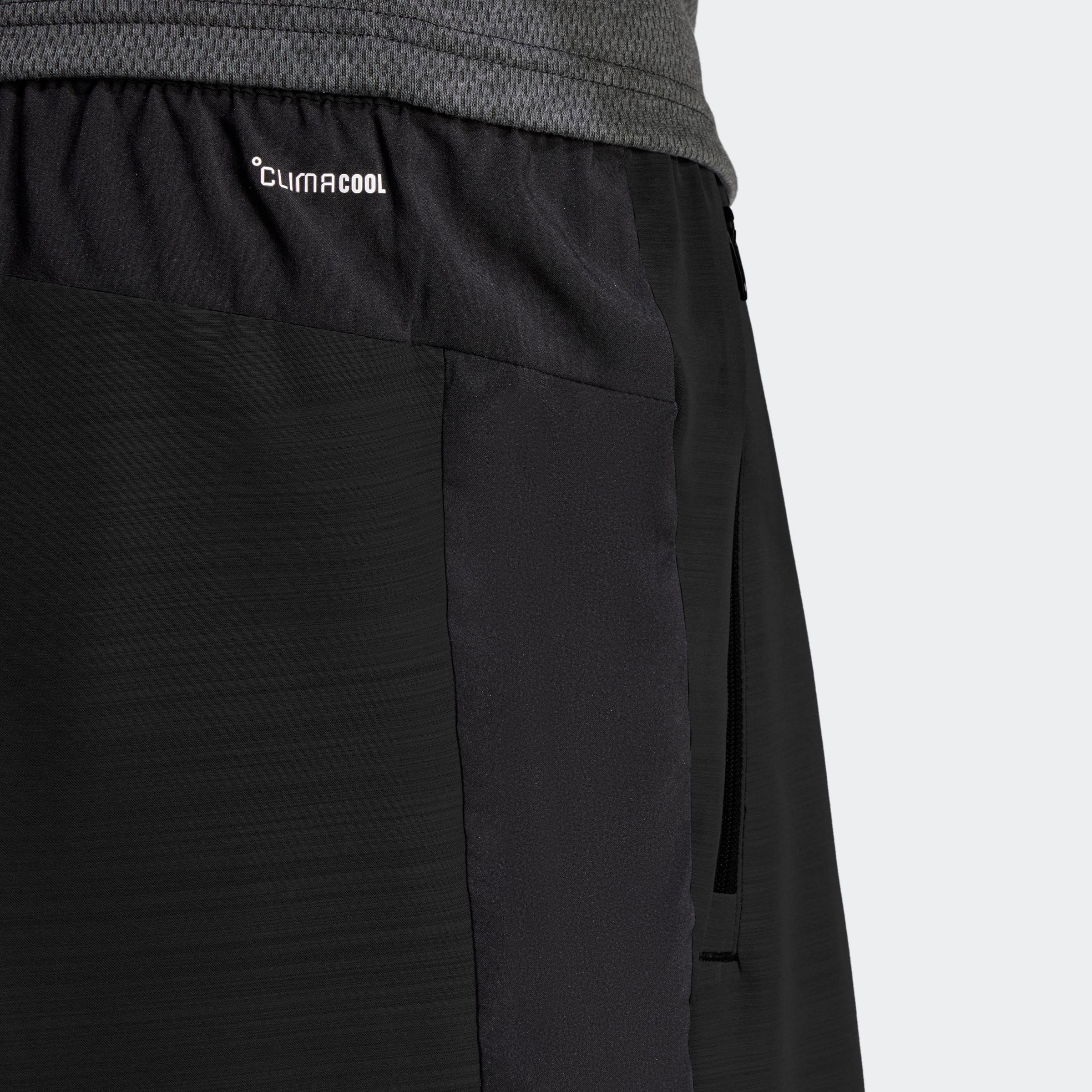 adidas Performance Shorts »TR-ES WV MEL S«, (1 tlg.), Trainingsshorts, meliert, leicht & atmungsaktiv