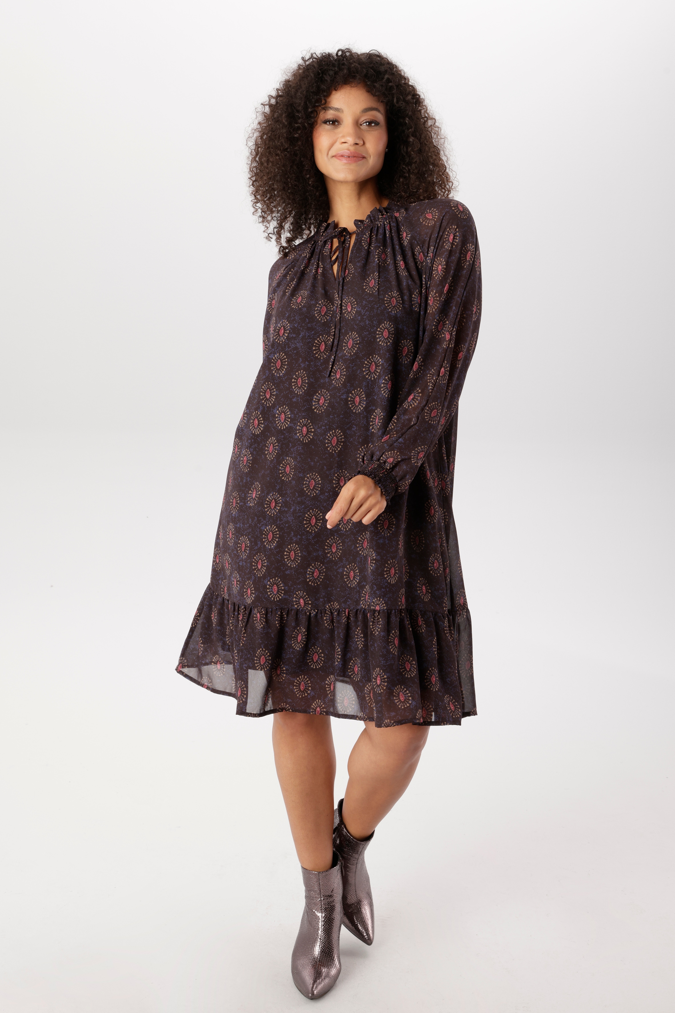 Aniston PLUS Chiffonkleid mit Volant am Saum - NEUE KOLLEKTION