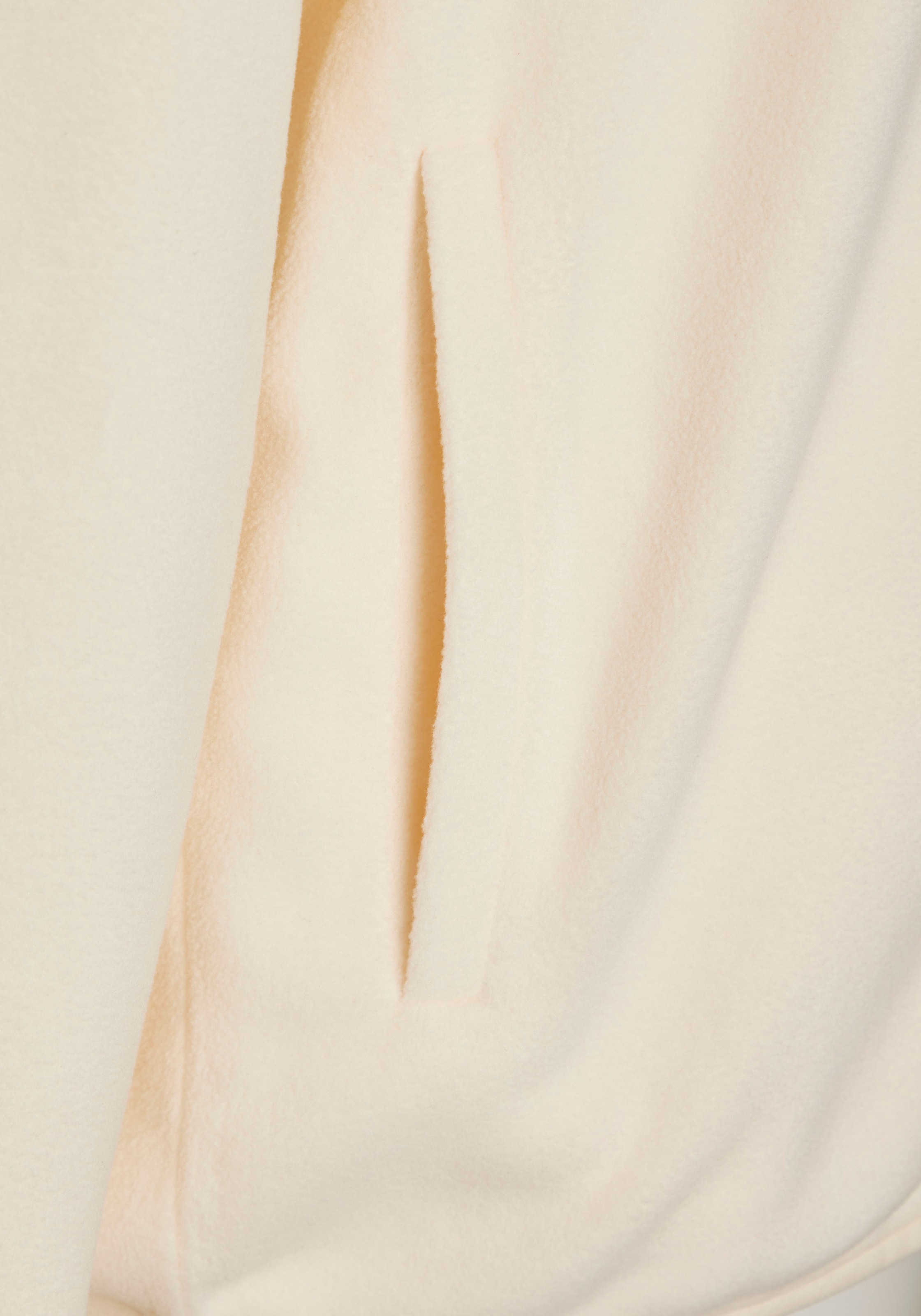 Vivance Sweatjacke, mit Stehkragen und Eingrifftaschen