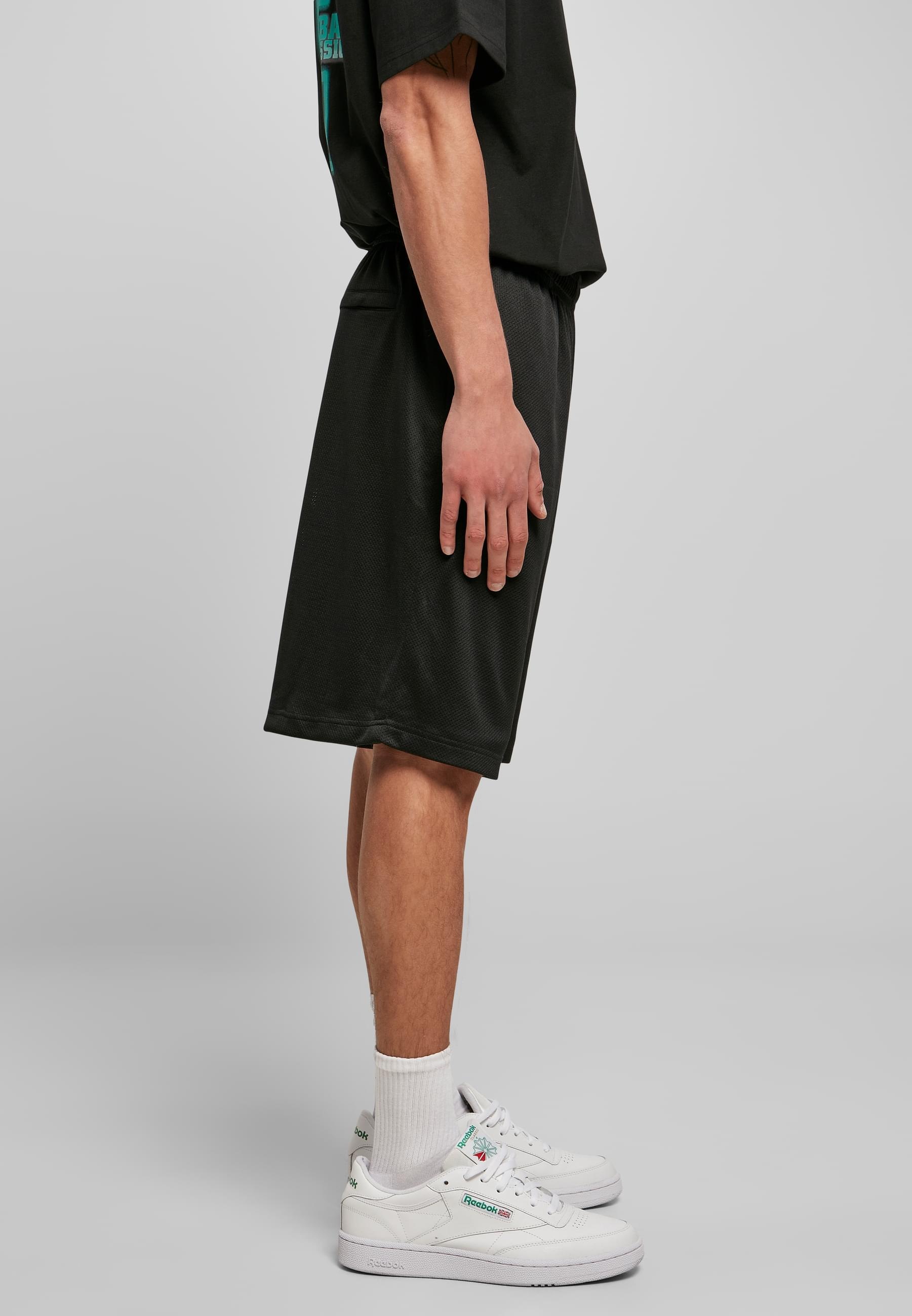 URBAN CLASSICS Stoffhose »Urban Classics Herren Basic Mesh Shorts«, (1 tlg.)