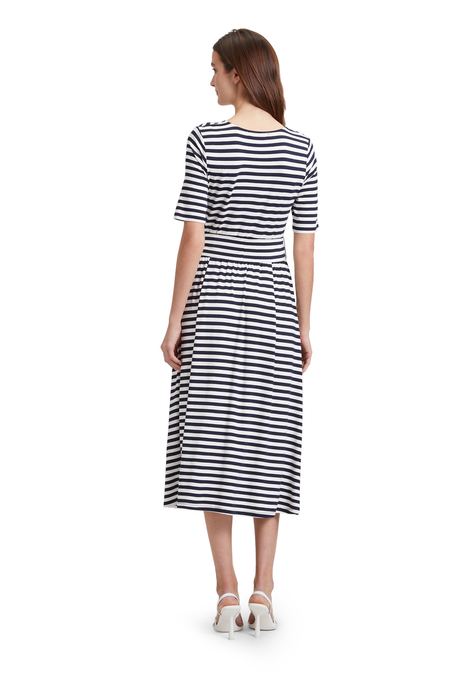 Betty Barclay Jerseykleid »Betty Barclay Jerseykleid kurzarm«, Form