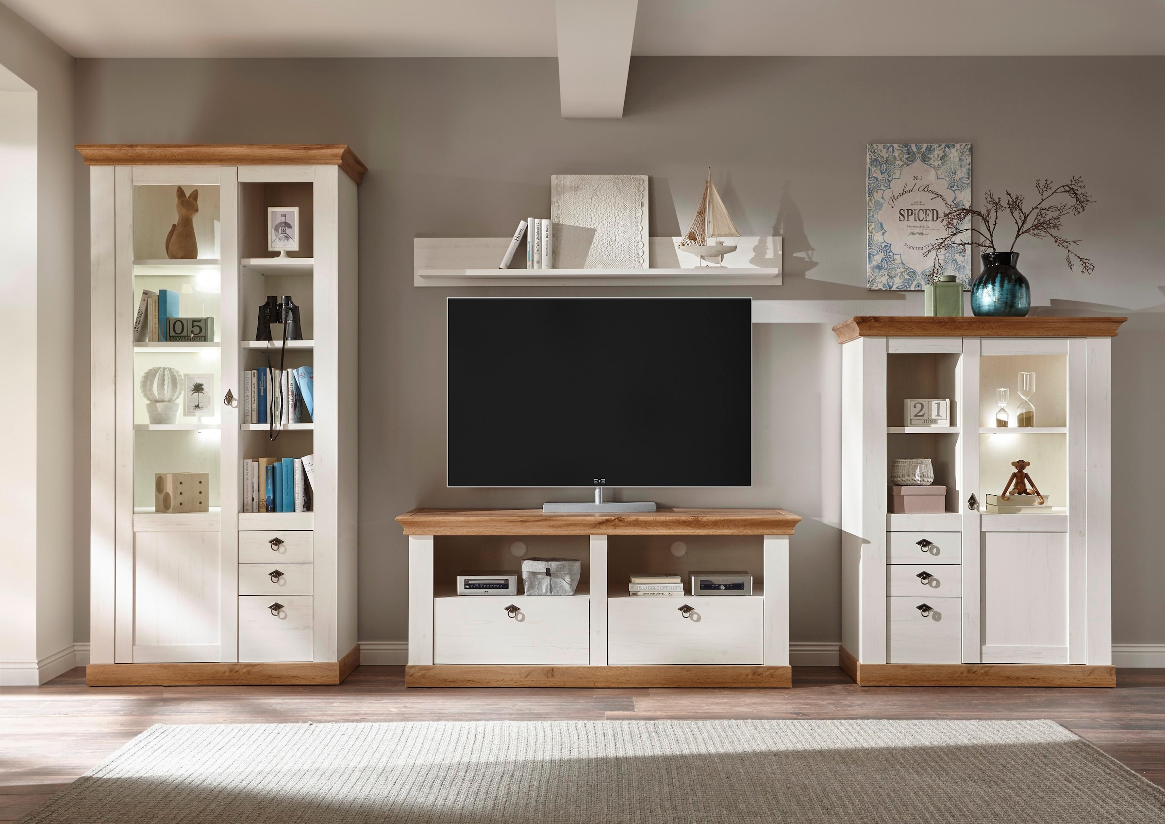 Home affaire Wohnwand "Cremona, Anbauwand im Landhausstil, Komplettset, Wohnzimmer-Set"