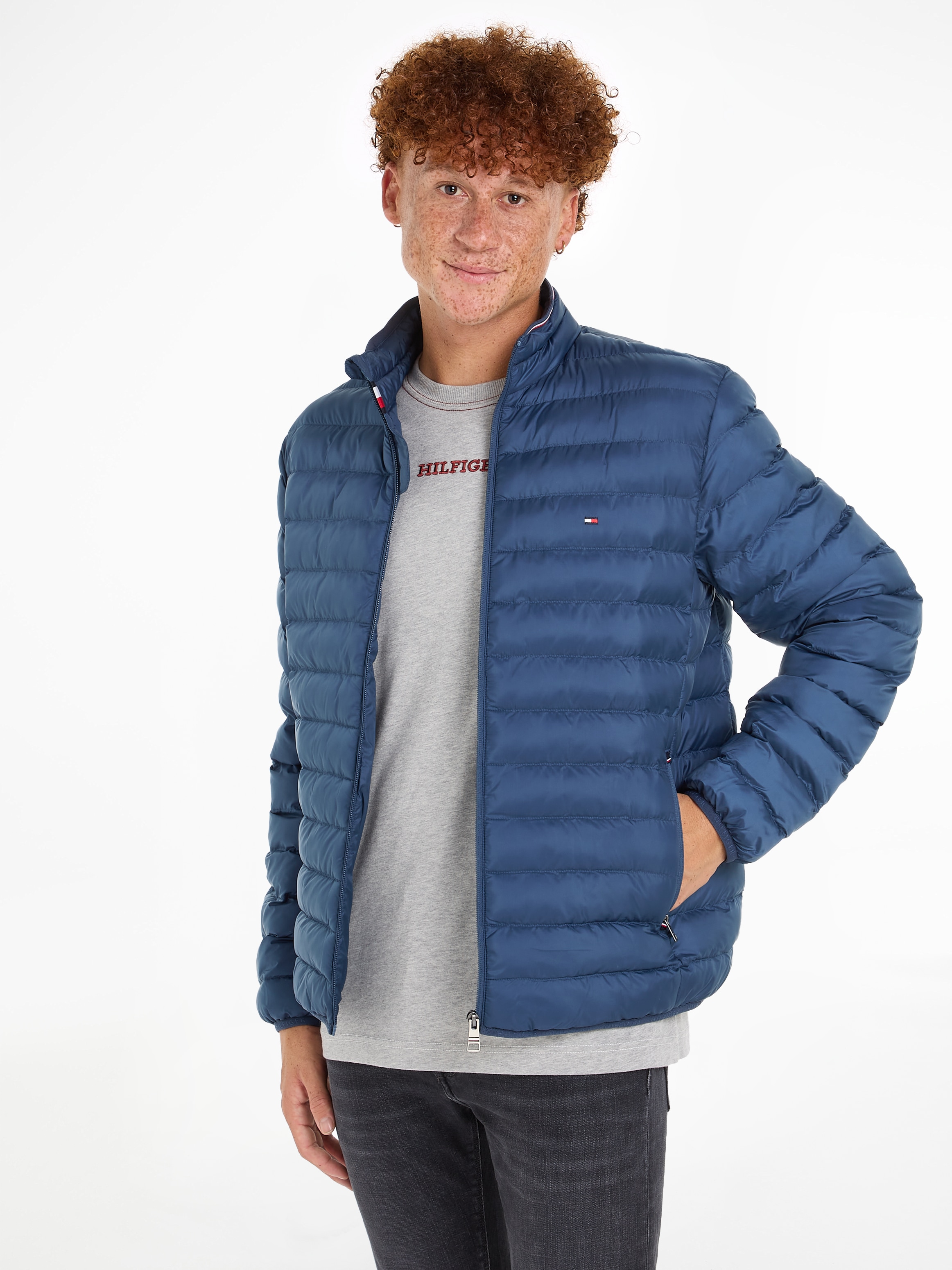 Steppjacke »PACKABLE RECYCLED JACKET«, mit Tommy Hilfiger Logostickerei