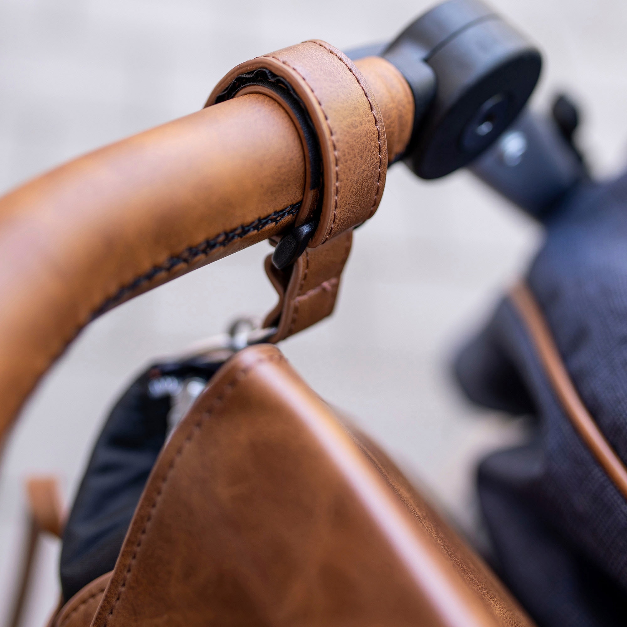Gesslein Wickeltasche »N°4 cognac, eisblau«, mit Wickelauflage und Flaschenhalter, Made in Germany