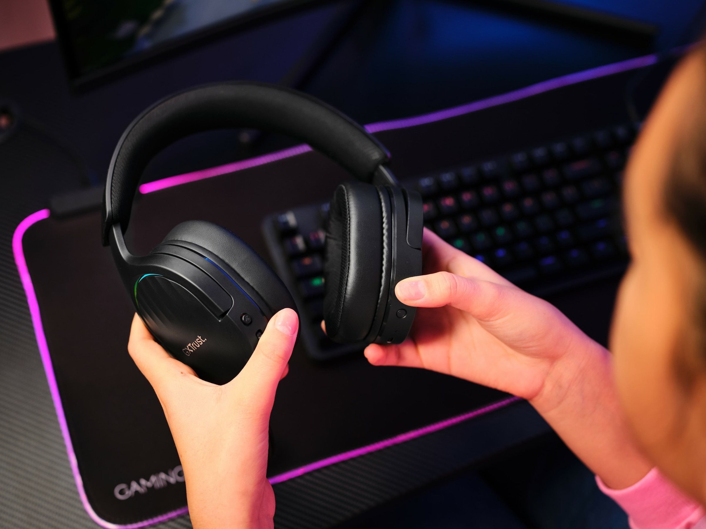 Trust Gaming-Headset »GXT491 Fayzo«, A2DP Bluetooth, Mikrofon abnehmbar-Noise-Cancelling