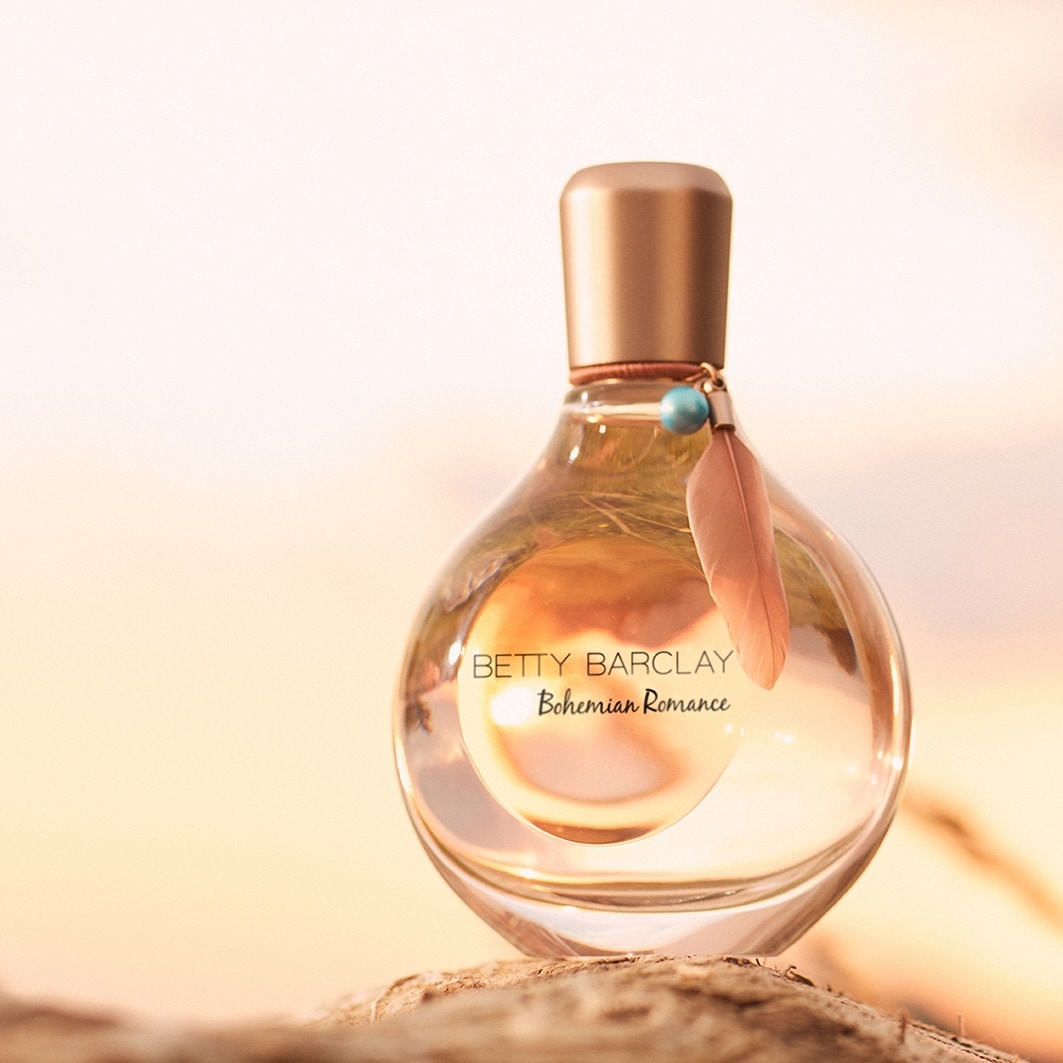 Betty Barclay Eau de Toilette »Betty Barclay Bohemian Romance EDT NATURAL SPRAY 50 ML« Packung, 1 Stk. mit fruchtigen Noten