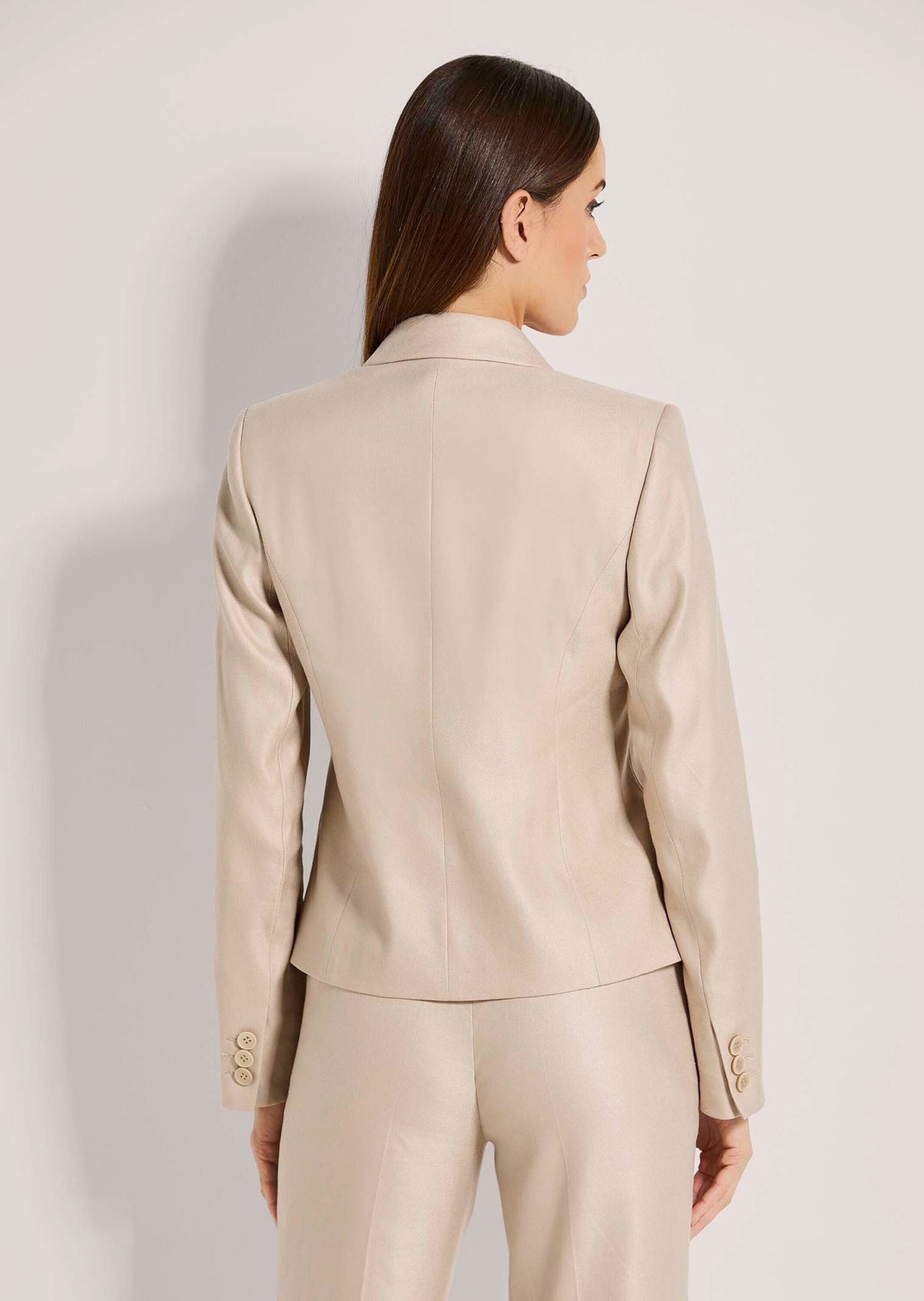 MADELEINE Kurzblazer »Blazer Blazer in modischer Kurzform«