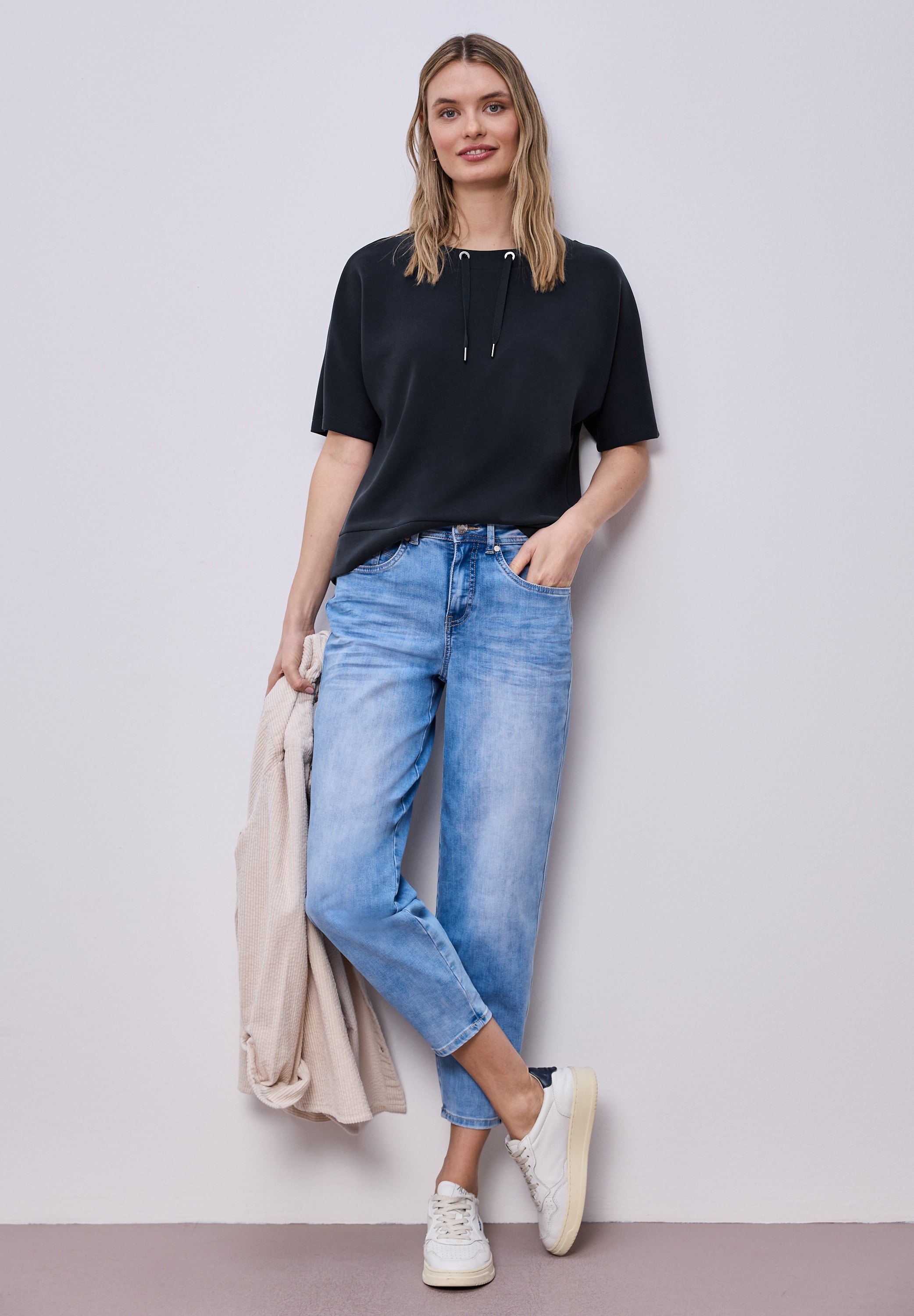 STREET ONE Sweatshirt , Halbarm Silk-Look Shirt mit Kordelzug
