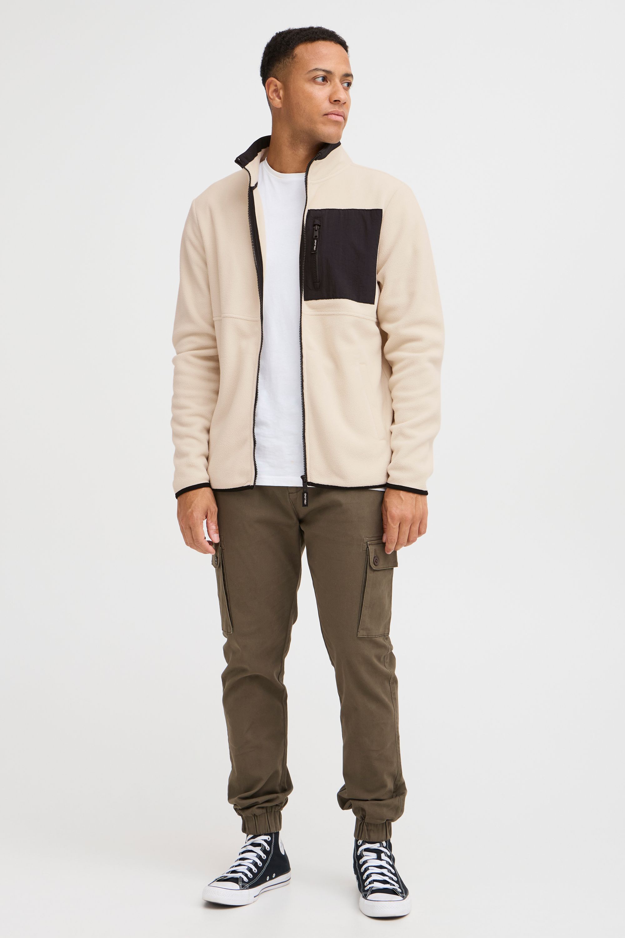 Thumbnail - Blend Cardigan "BHFloritz" Gemütliche Fleecejacke mit abgesetzten Details