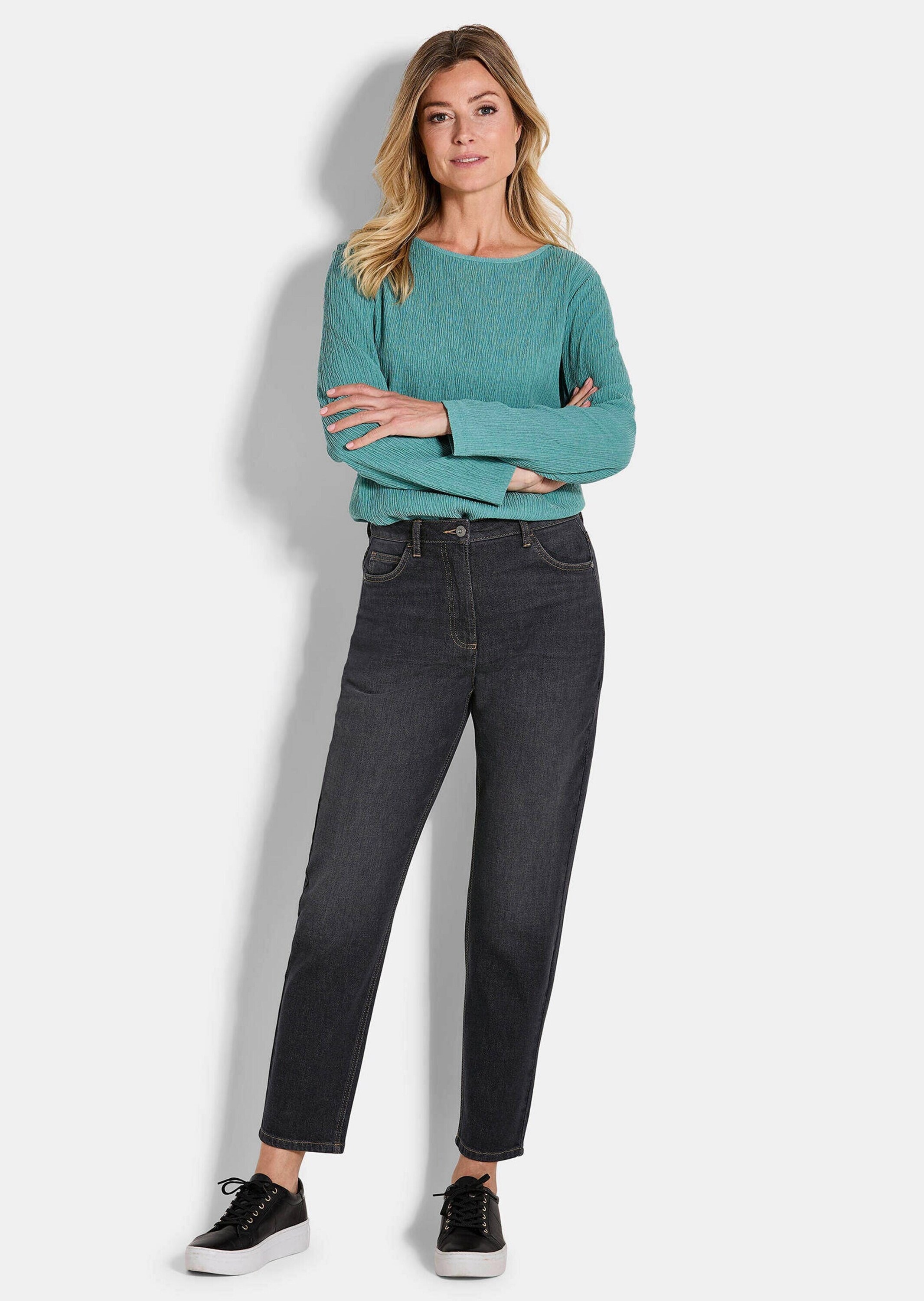 GOLDNER Regular-fit-Jeans »Kurzgröße Mom Jeans SARA aus Baumwoll-Stretch«