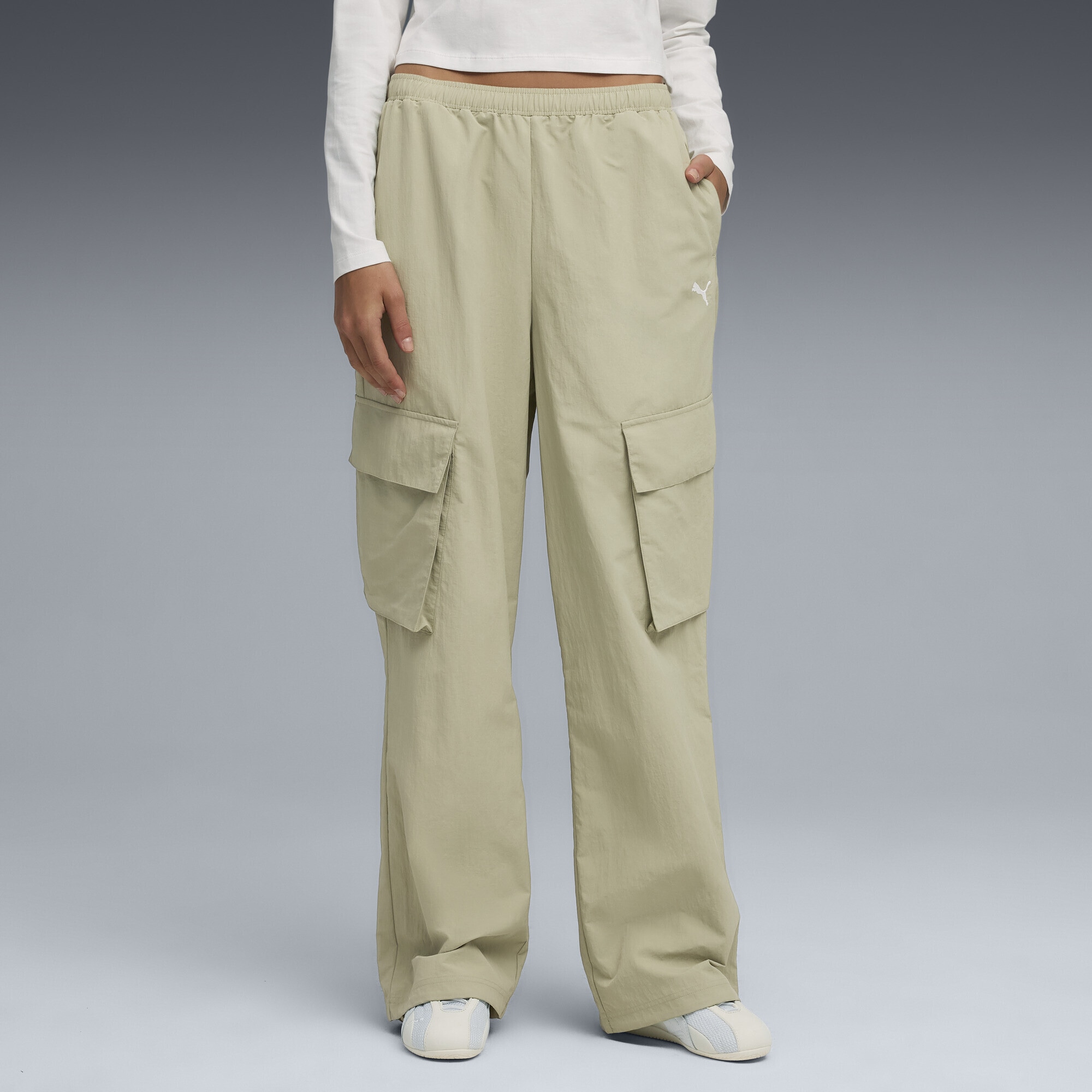PUMA Sporthose »WARDROBE ESS Cargohose in Relaxed Fit Damen«