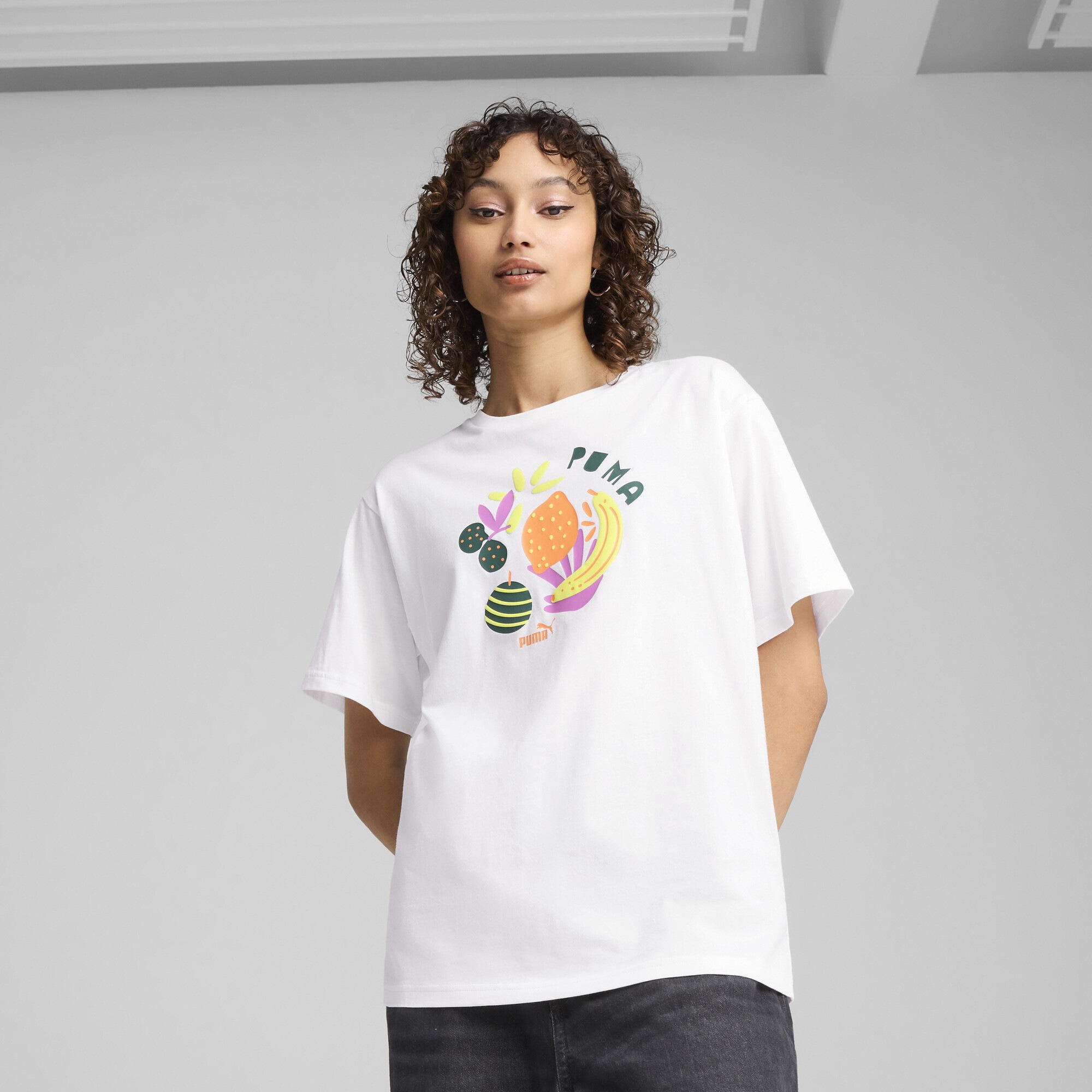 PUMA T-Shirt »GRAPHICS Relaxed Fruity T-Shirt Damen«