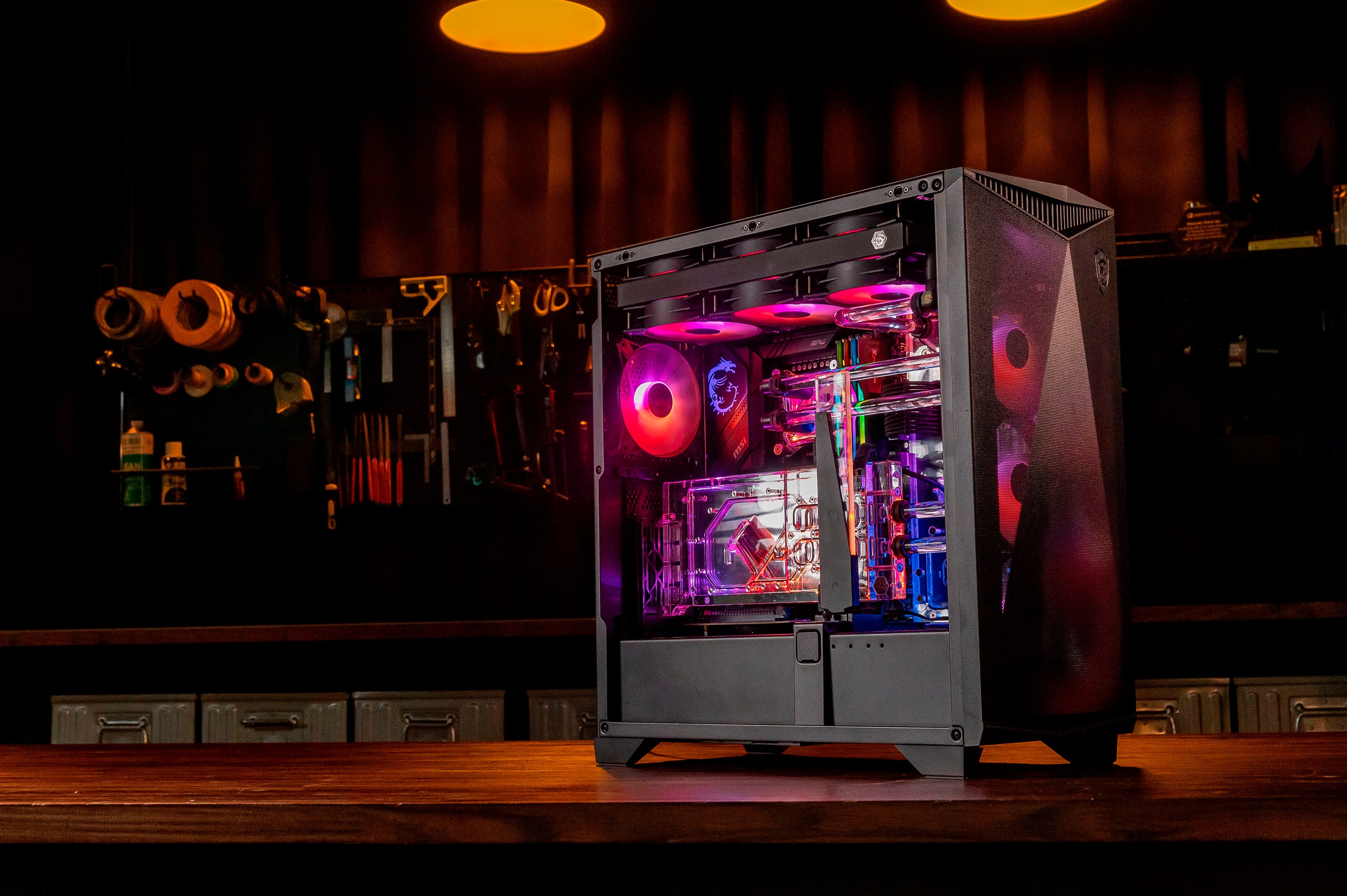 MSI PC-Gehäuse »MPG GUNGNIR 300R Airflow«