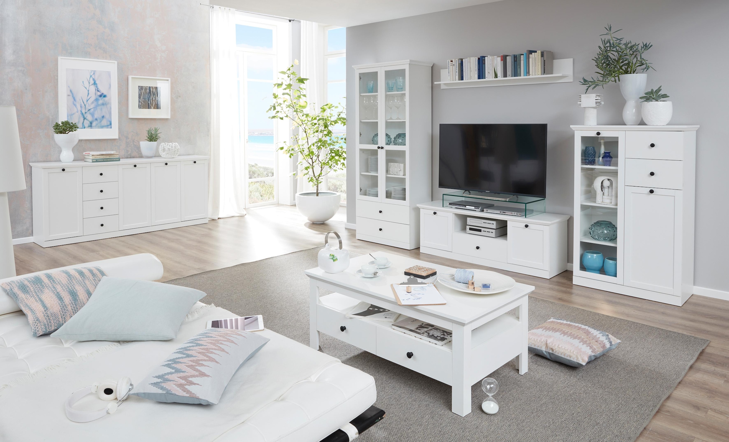 Home affaire Wohnwand »Örebro«, (Set, 4 St.), Wohnzimmermöbel im zeitlosen Landhausstil - Mit Vollauszug-Funktion