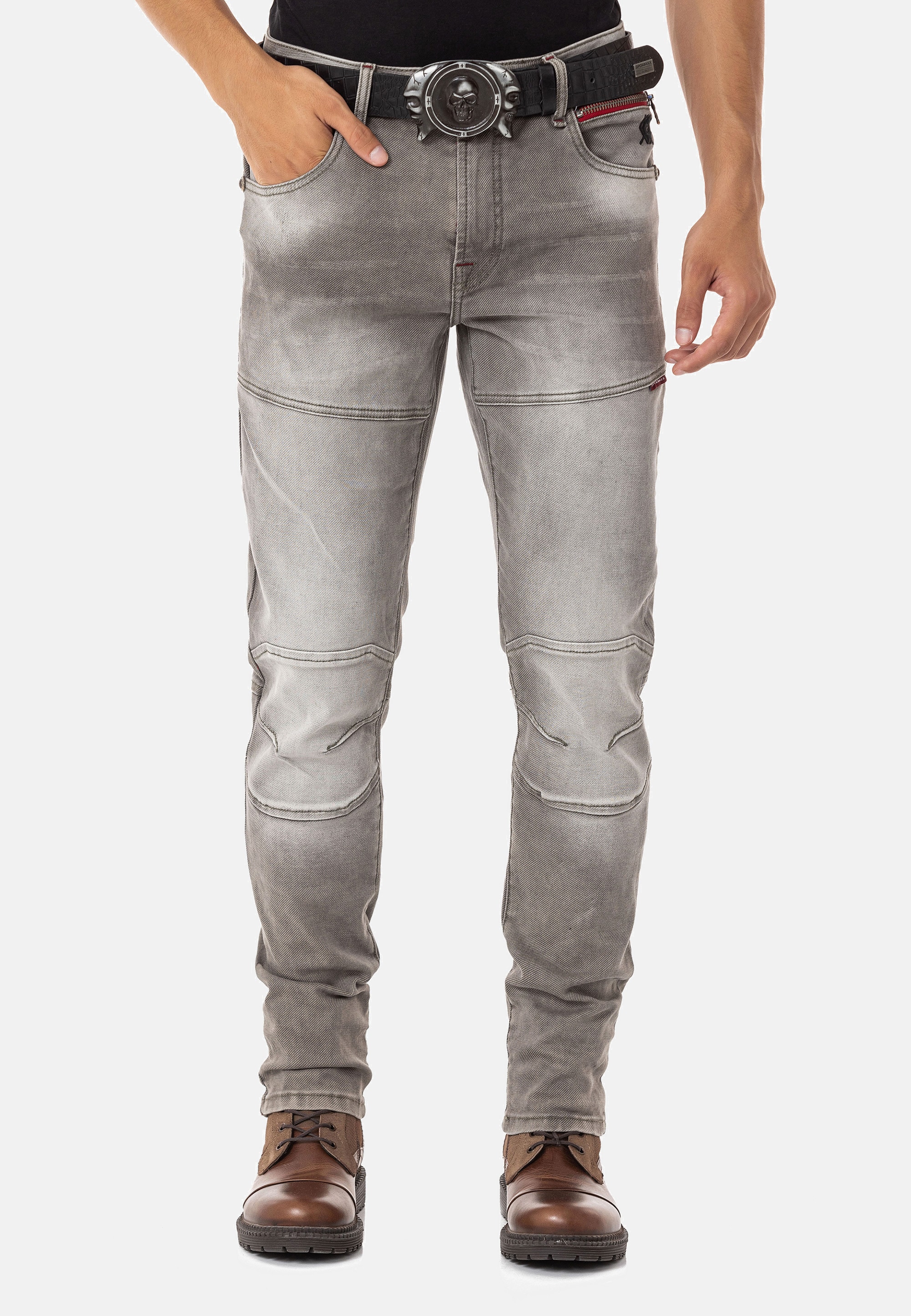 Straight-Jeans, mit cooler Used-Waschung