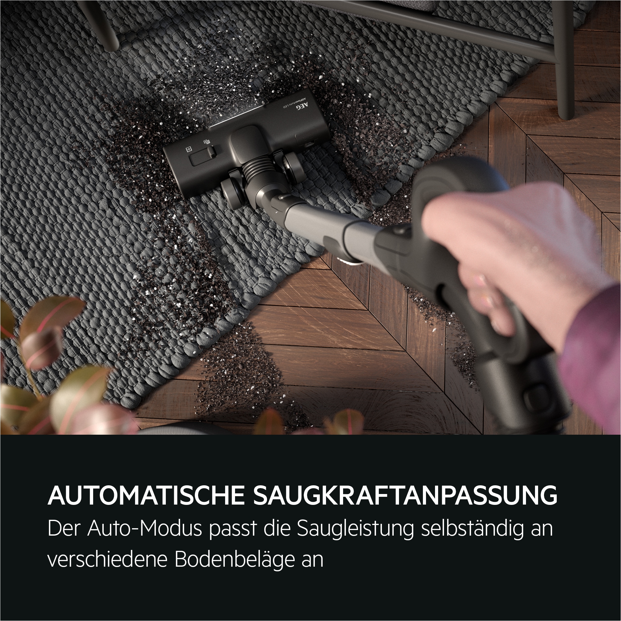 AEG Bodenstaubsauger »ULTIMATE 8000 STAUBSAUGER (AB81U1SW)«, 650 W, mit Beutel, Starke Saugkraft, Automodus, inkl. Zusatzdüsen, 48 % Recyclingmaterial