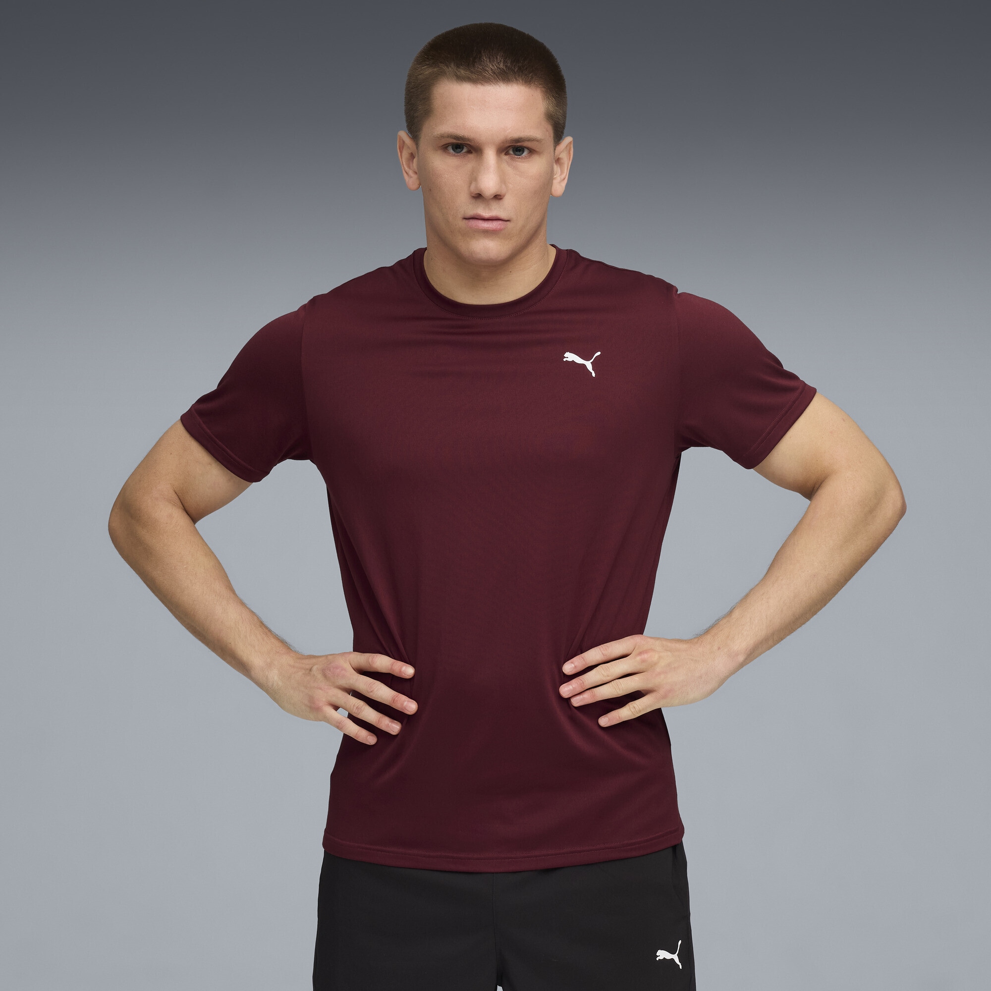 PUMA Trainingsshirt »TAD ESSENTIALS Einfarbiges T-Shirt mit Cat Logo Herren«