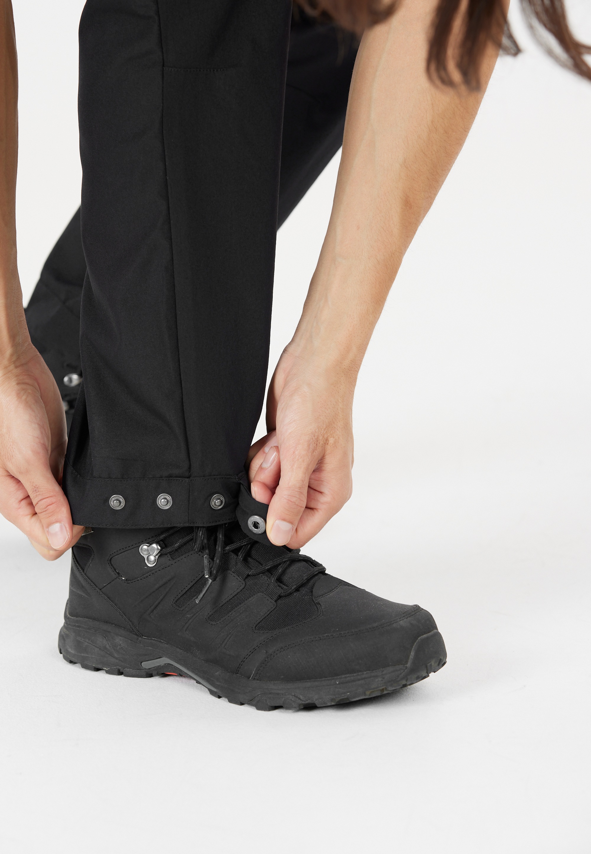 WHISTLER Cargohose »Thurmond«, für optimale Bewegungsfreiheit beim Wandern