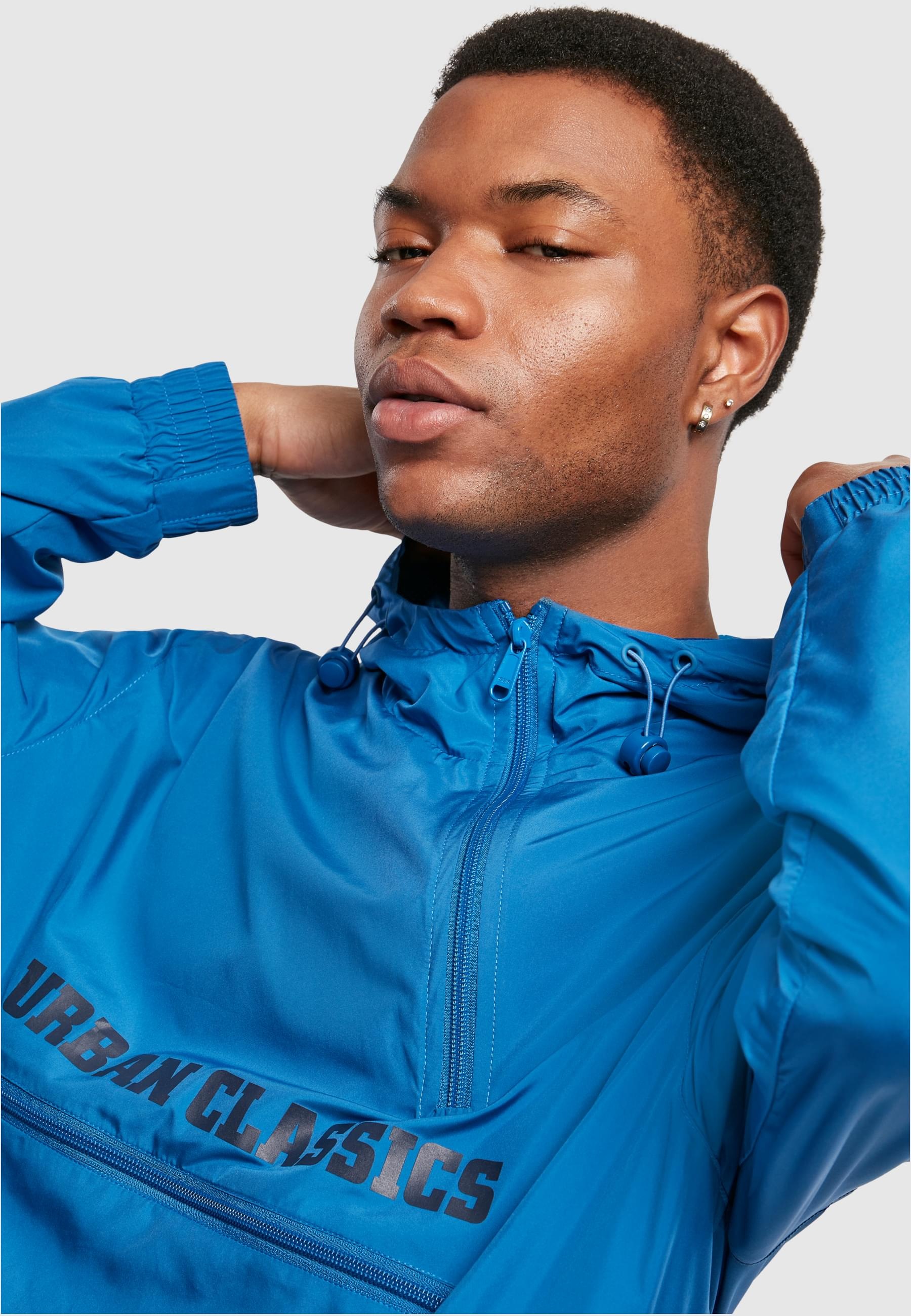 URBAN CLASSICS Allwetterjacke »Urban Classics Herren Commuter Pull Over Jacket«, (1 St.), mit Kapuze