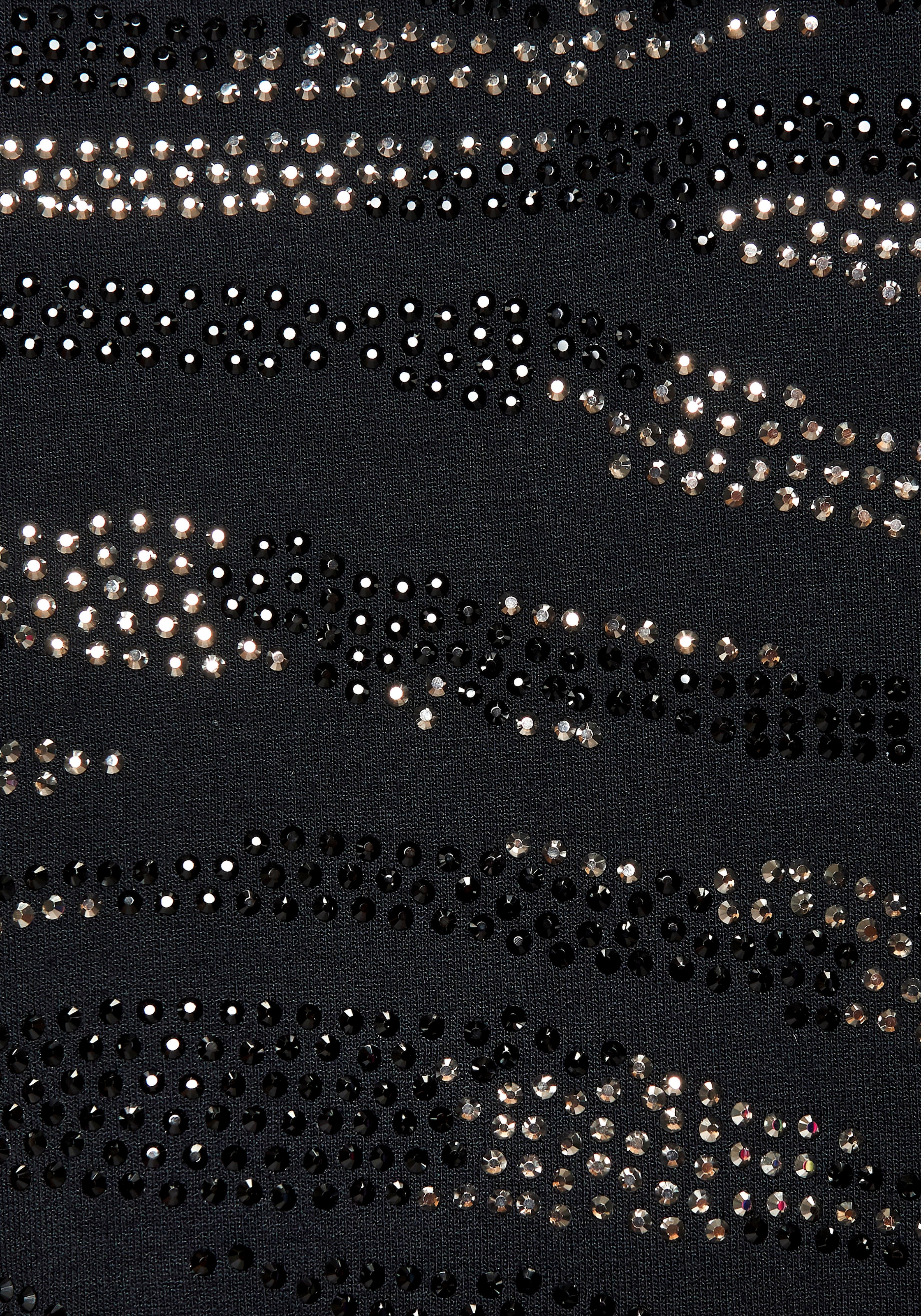 LASCANA 3/4-Arm-Shirt »mit Strass-Dessin«, aus hochwertiger French Terry-Qualität aus Viskose
