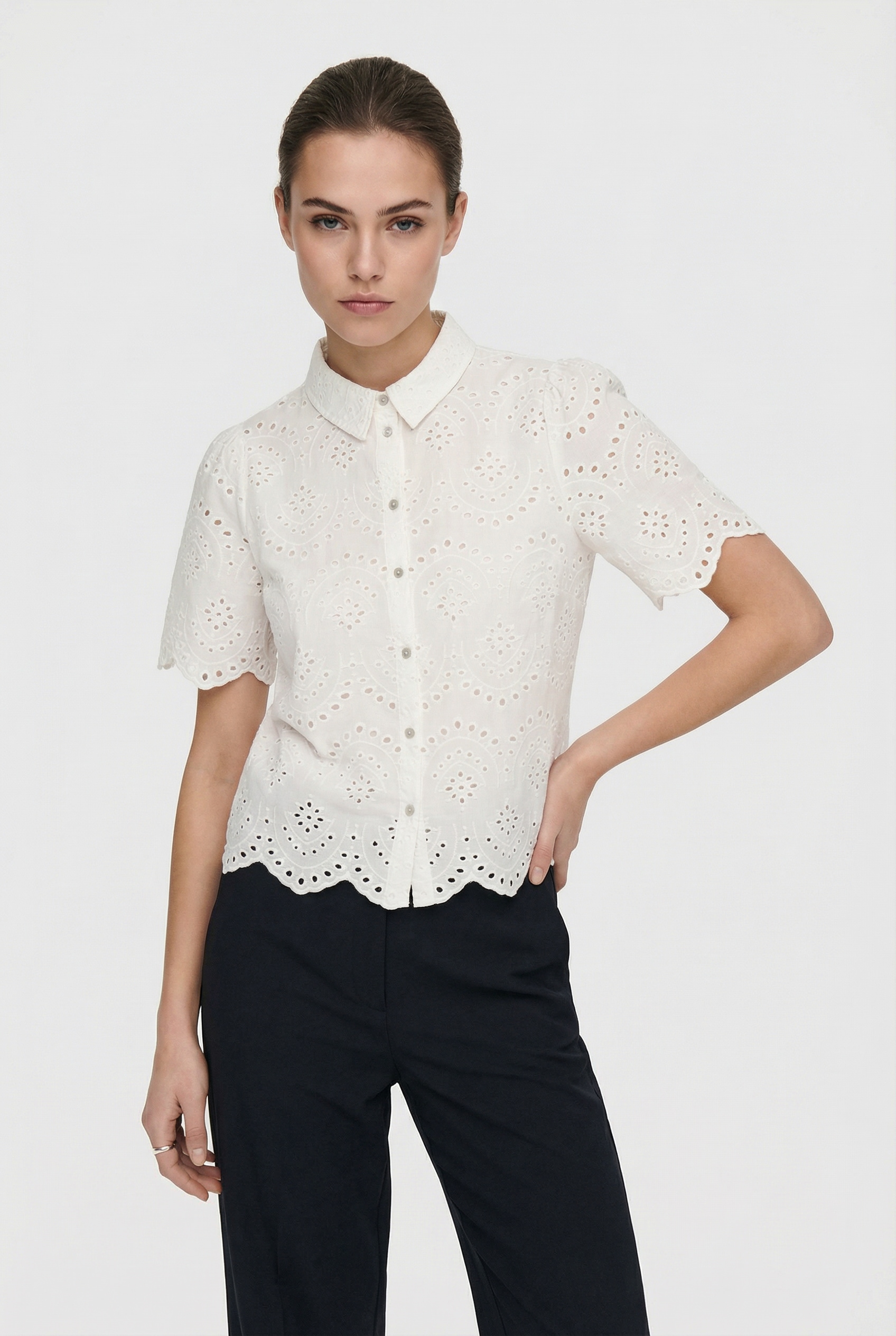 ONLY CARMAKOMA Kurzarmbluse "CARVALAIS S/S SHIRT WVN NOOS" Baumwolle, loose fit