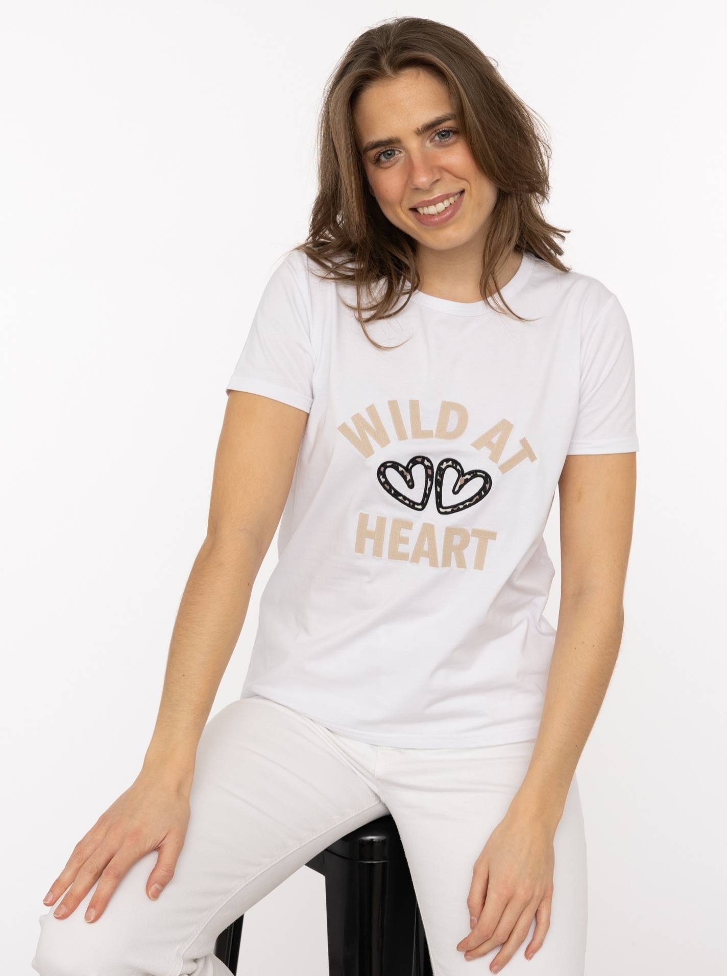 Zwillingsherz T-Shirt ""Leo Herzen"" leo Herzen, gestickter Schriftzug, Rundhals, kurzarm