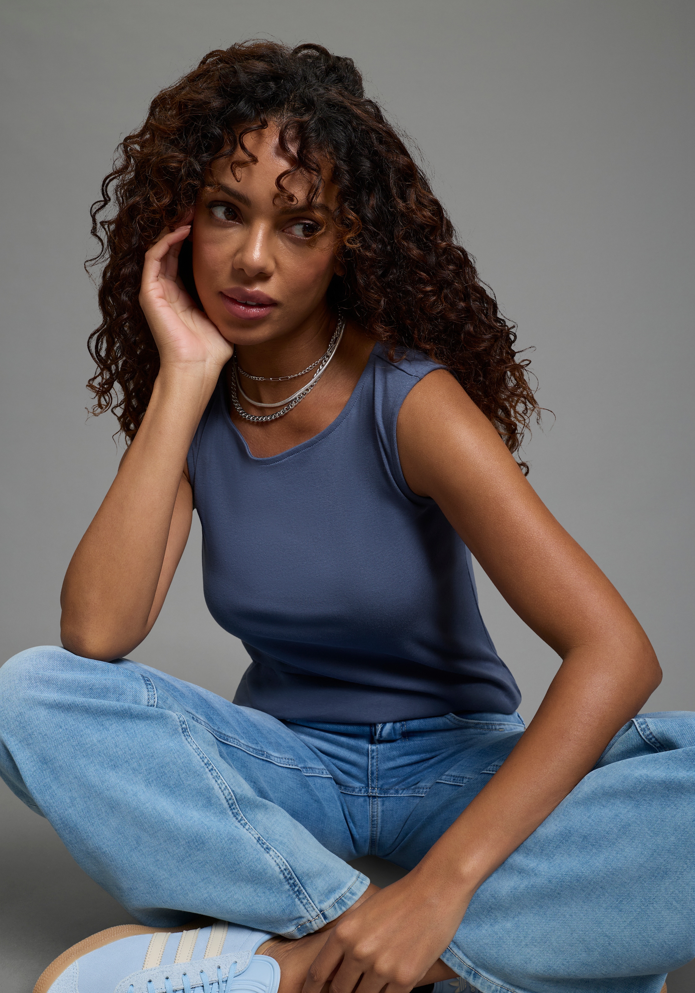 Flashlights Tanktop mit U-Boot Ausschnitt günstig online kaufen