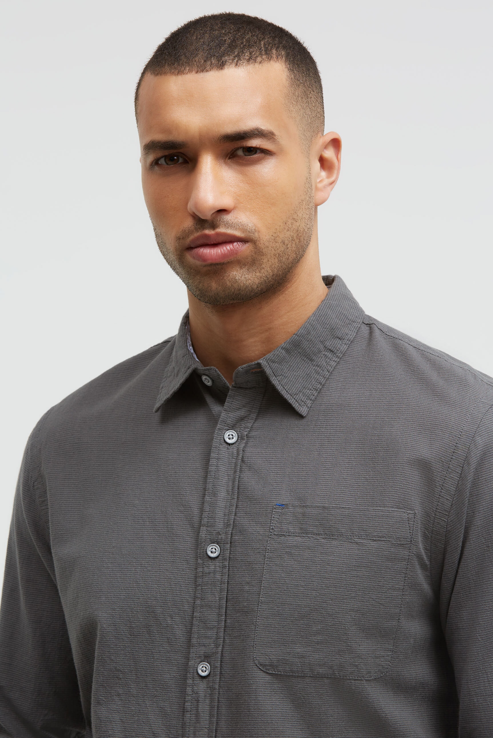 CMPD Langarmhemd mit filigranem Streifenmuster