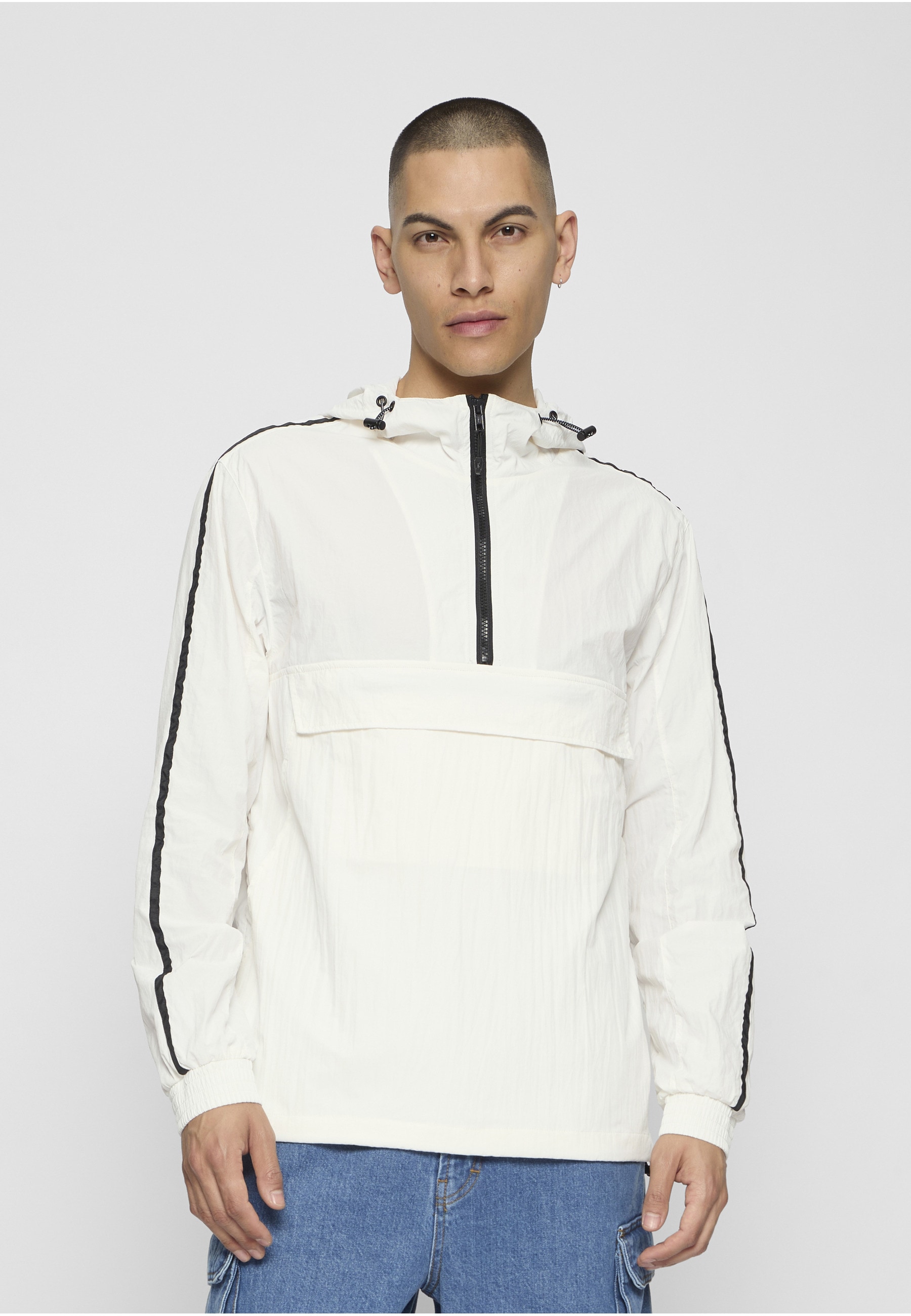 URBAN CLASSICS Windbreaker »Urban Classics Herren Crinkle Nylon Pull Over Jacket« 1 Stk. tlg. mit Kapuze