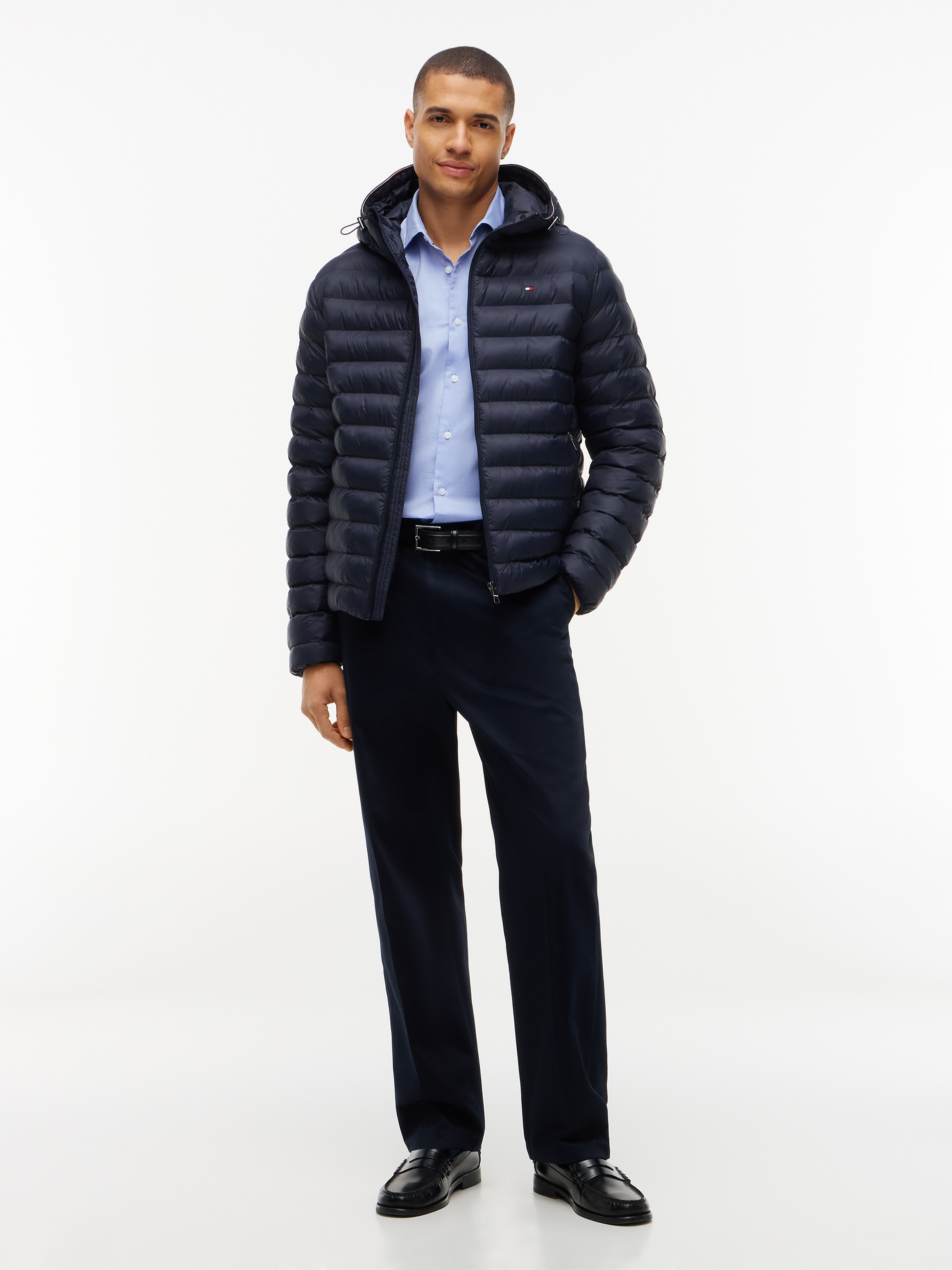 Tommy Hilfiger Steppjacke »PACKABLE RECYCLED HOODED« mit Kapuze sportive Kapuze mit Global Stripe