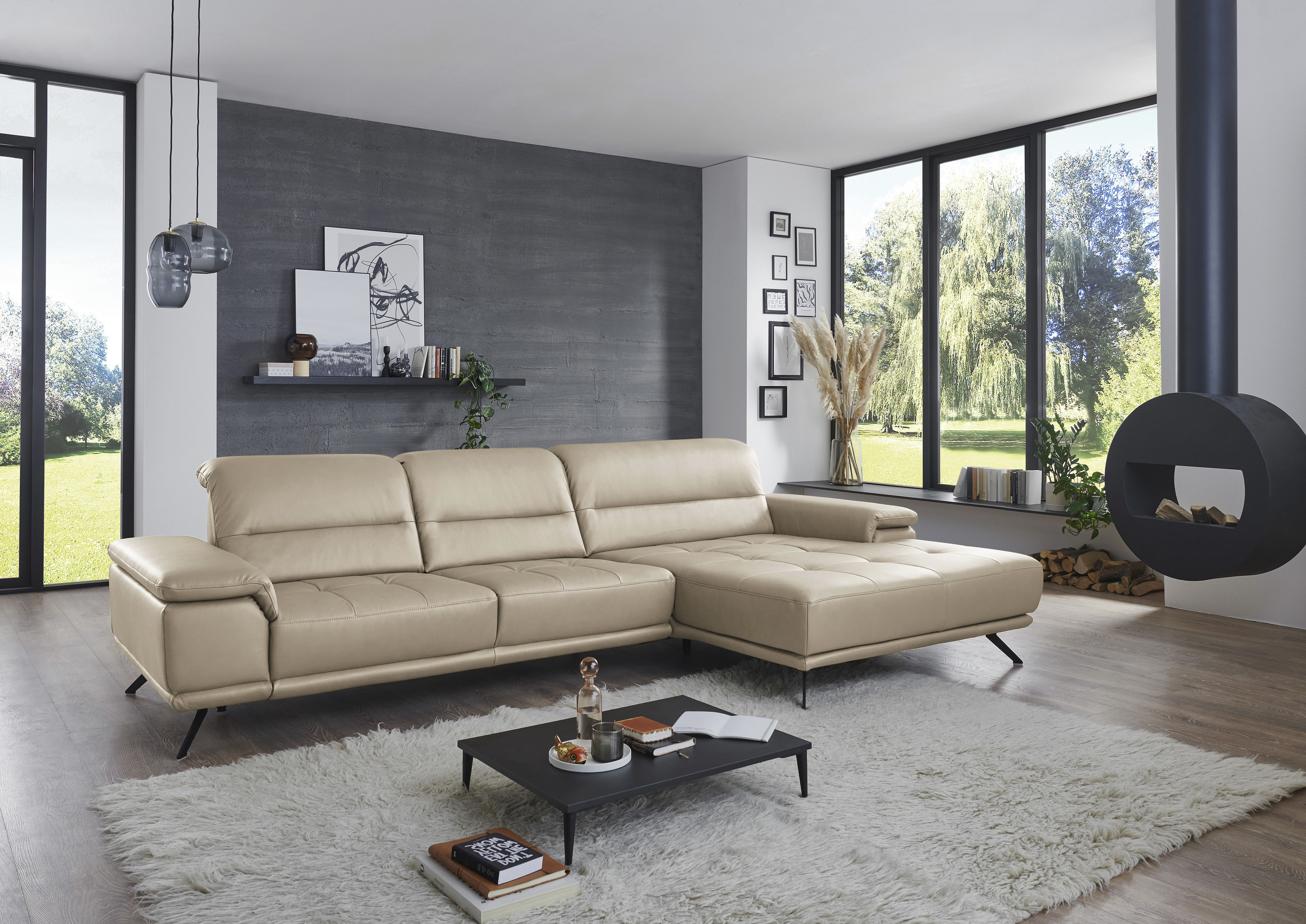 Die PlanBar Ecksofa "PN-EM19074, L-Form, Breite 343 cm" inkl. Sitztiefen- und Kopfteilverstellung