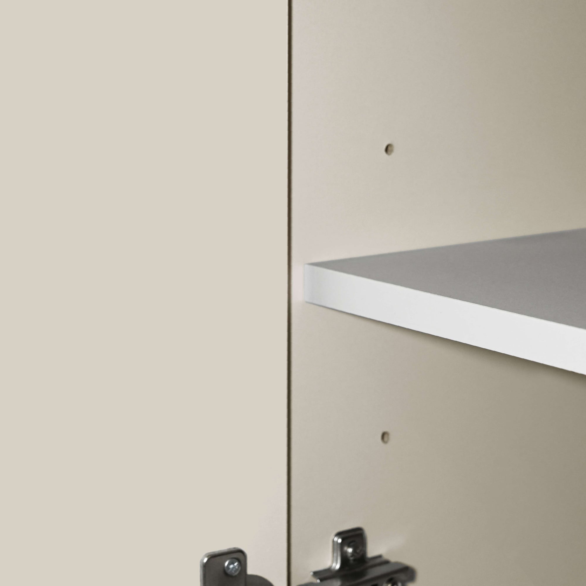 welltime Waschbeckenunterschrank »Vela,Breite 60cm, 2 Türen, 2 Fächer, mit Siphonausschnitt« 1 Stk. tlg. Waschbeckenunterschrank,Waschtisch,Design mit schrägen Türen