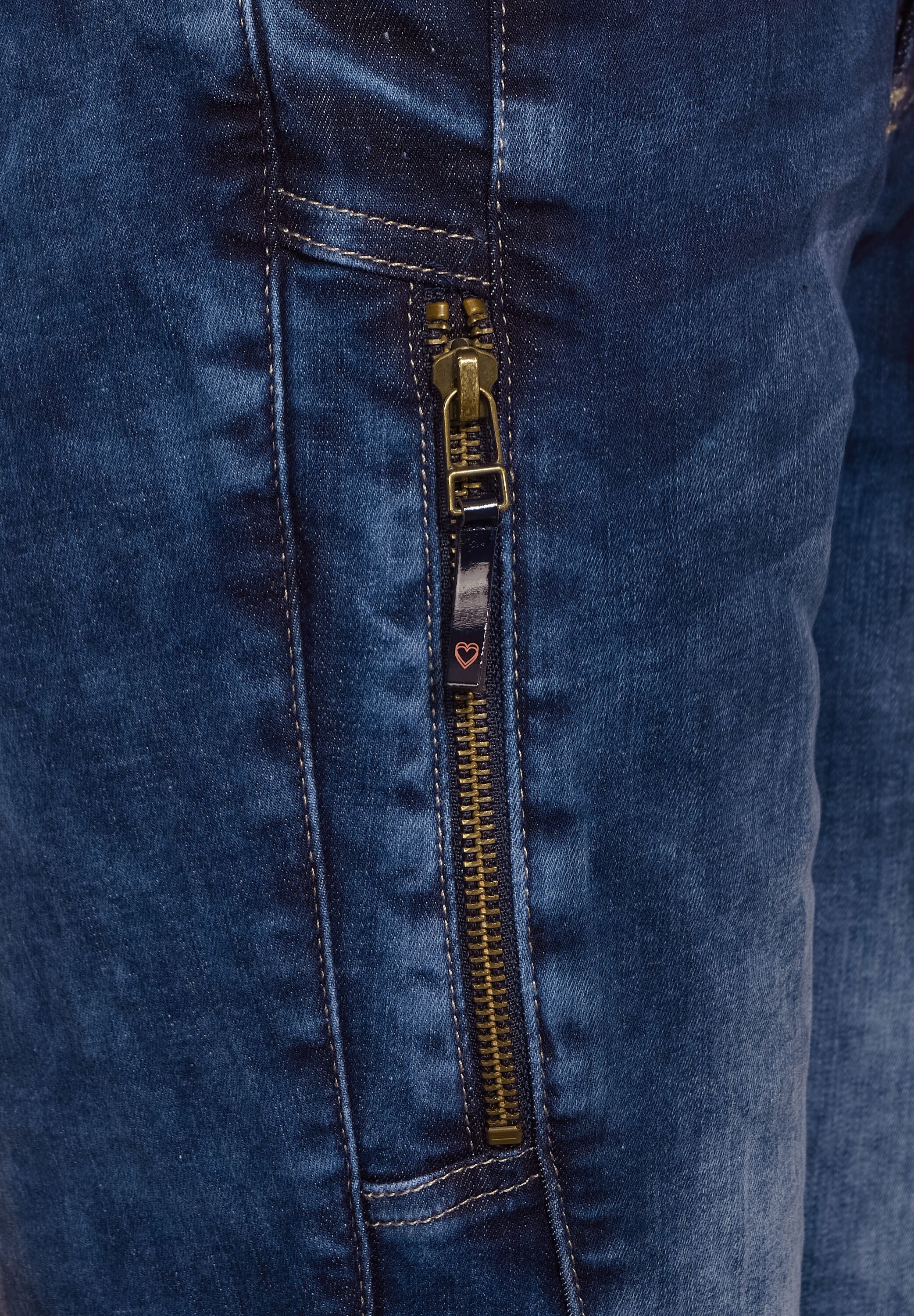 STREET ONE Loose-fit-Jeans, mit Zipper-Detail
