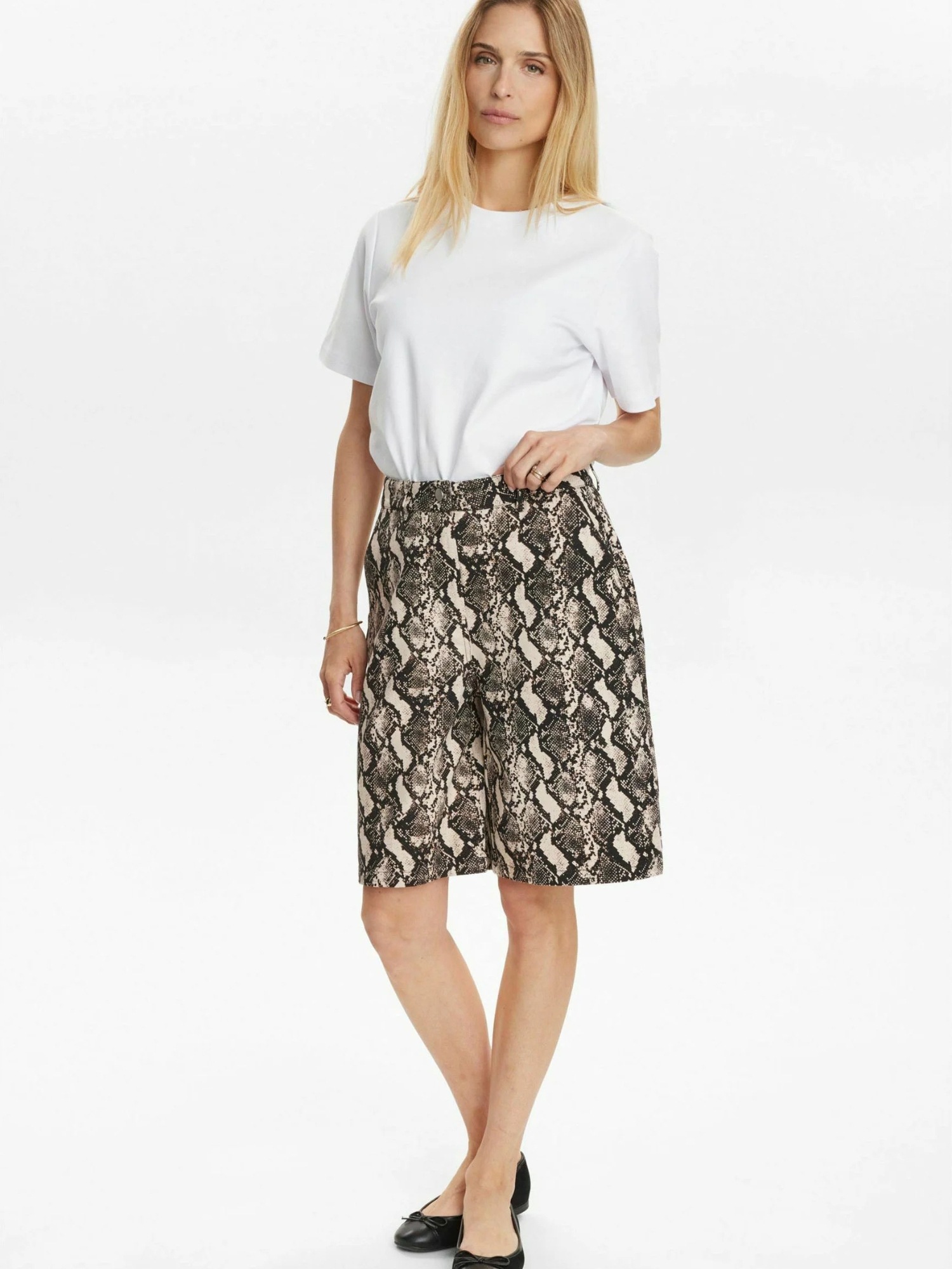 Thumbnail - nümph Shorts "Nümph Shorts NUVIITA"