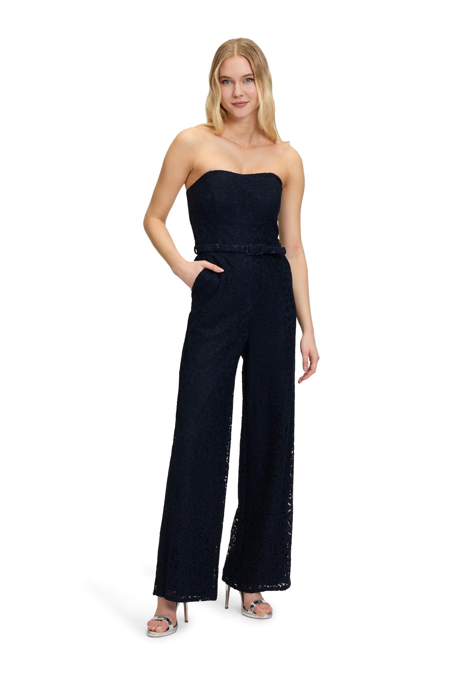 Vera Mont Overall "Vera Mont Jumpsuit mit Spitze", (1 tlg.), Gürtel günstig online kaufen