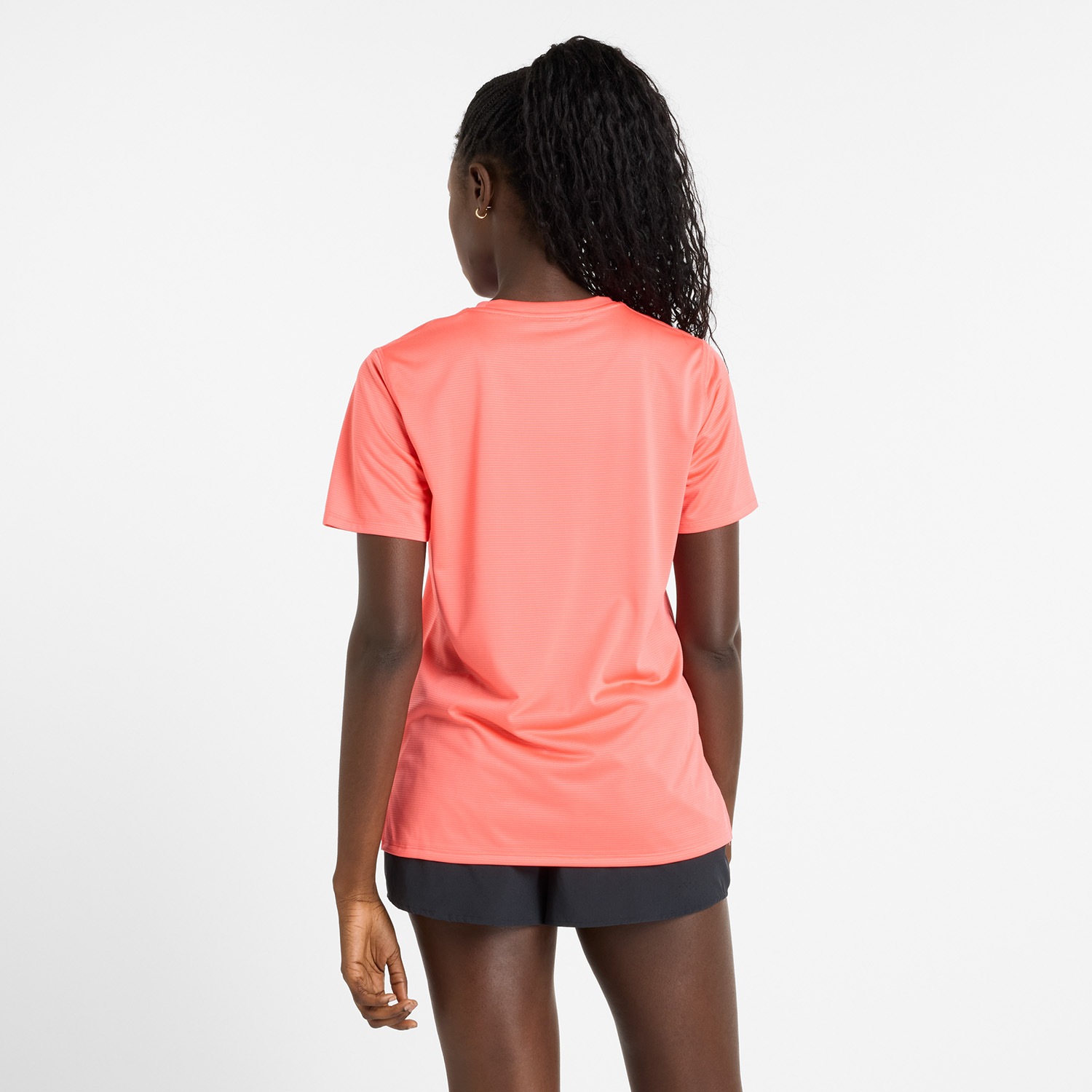 New Balance Laufshirt »Sport Essentials T-Shirt«, mit Markenlogo