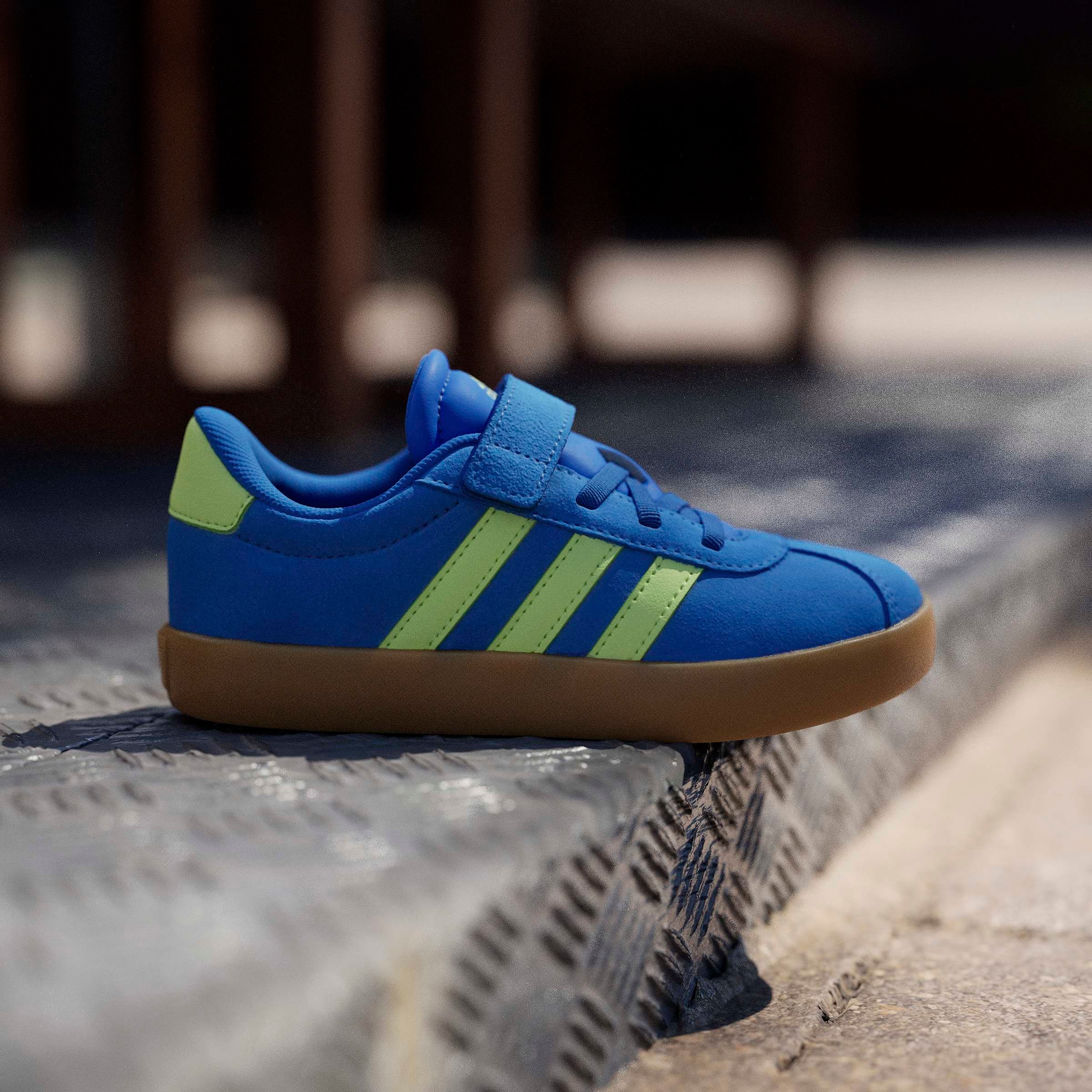 adidas Sportswear Sneaker »VL COURT 3.0«  inspiriert vom Design des adidas samba, für Kinder & Jugendliche