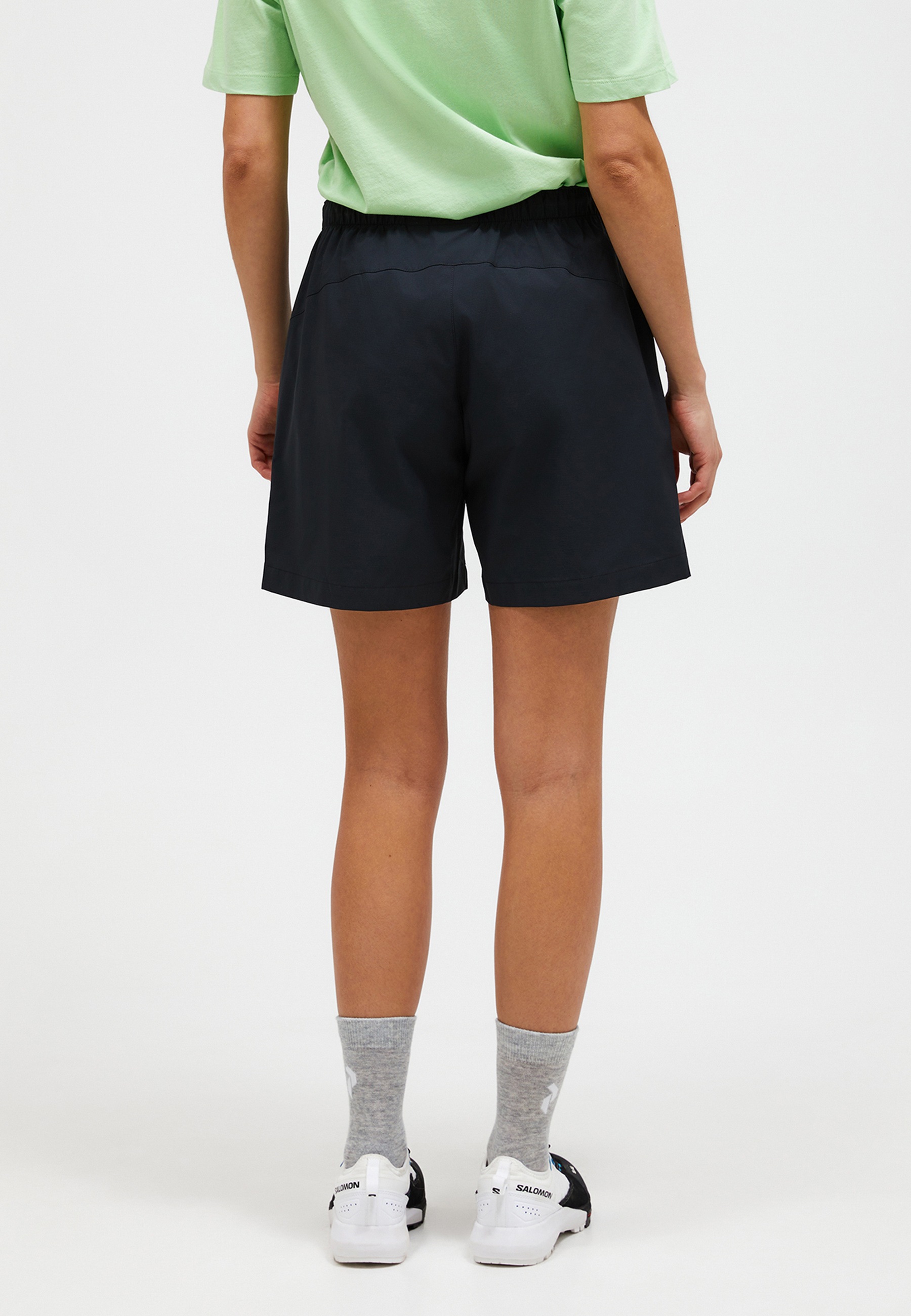 Peak Performance Cargoshorts »W Outdoor Cargo Shorts«  mit sportivem Design