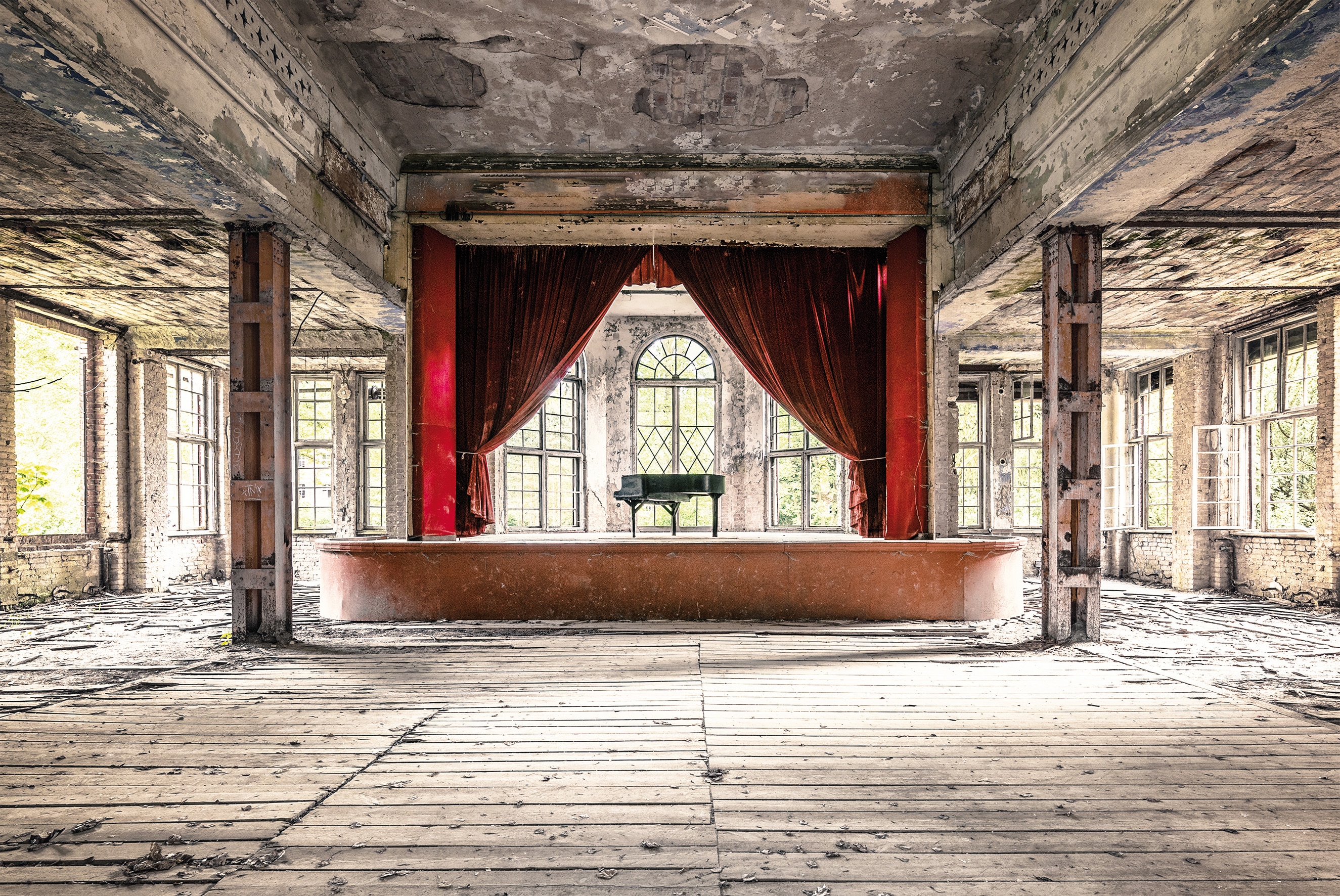 Bönninghoff Leinwandbild "Wandbild LOST PLACE KLAVIER 60x90 cm – Leinwandbild Keilrahmen Deko" Fenster & Türen Gebäude Innenarchitektur 1 Stk. tlg. auf Keilrahmen gespannt