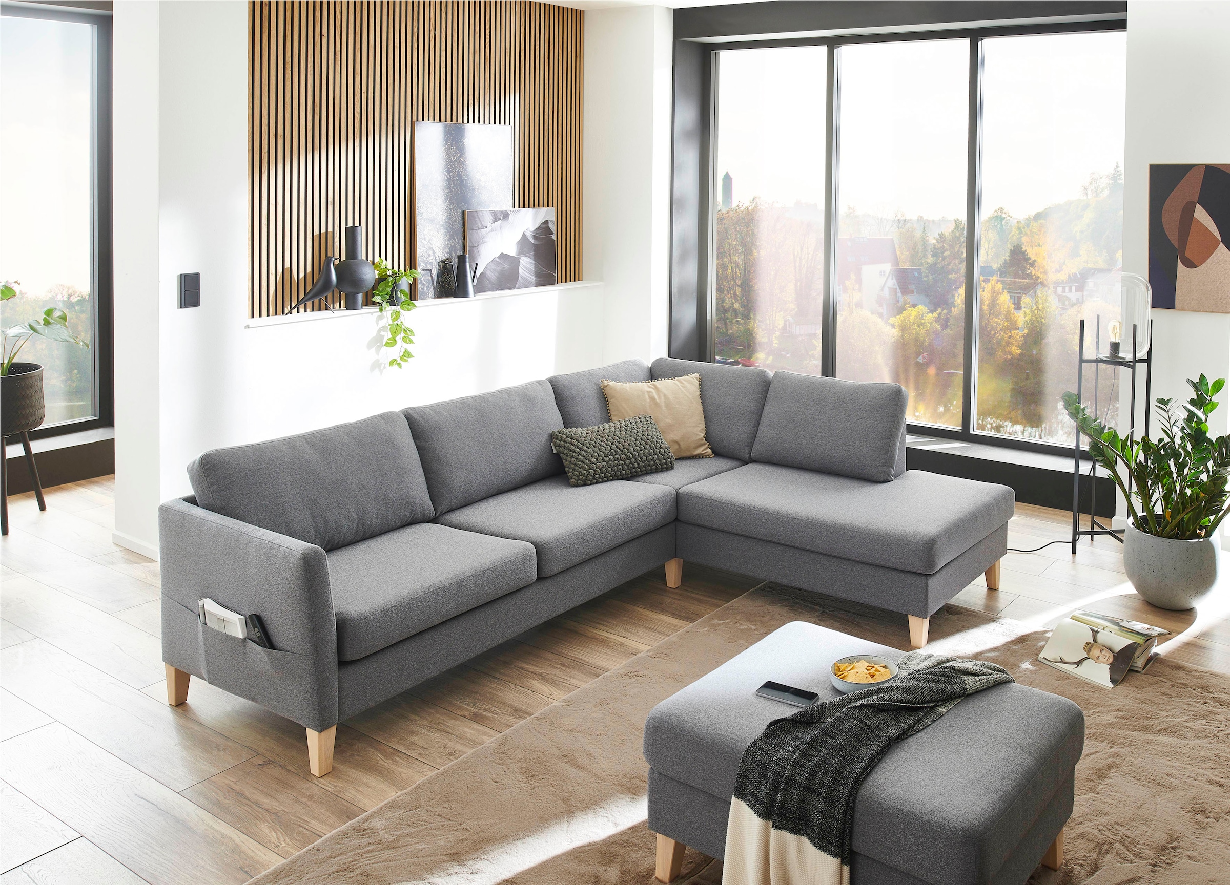 ATLANTIC home collection Ecksofa »Mailo L-Form«, mit Seitentaschen und Ottomane, mit Massivholzfüßen