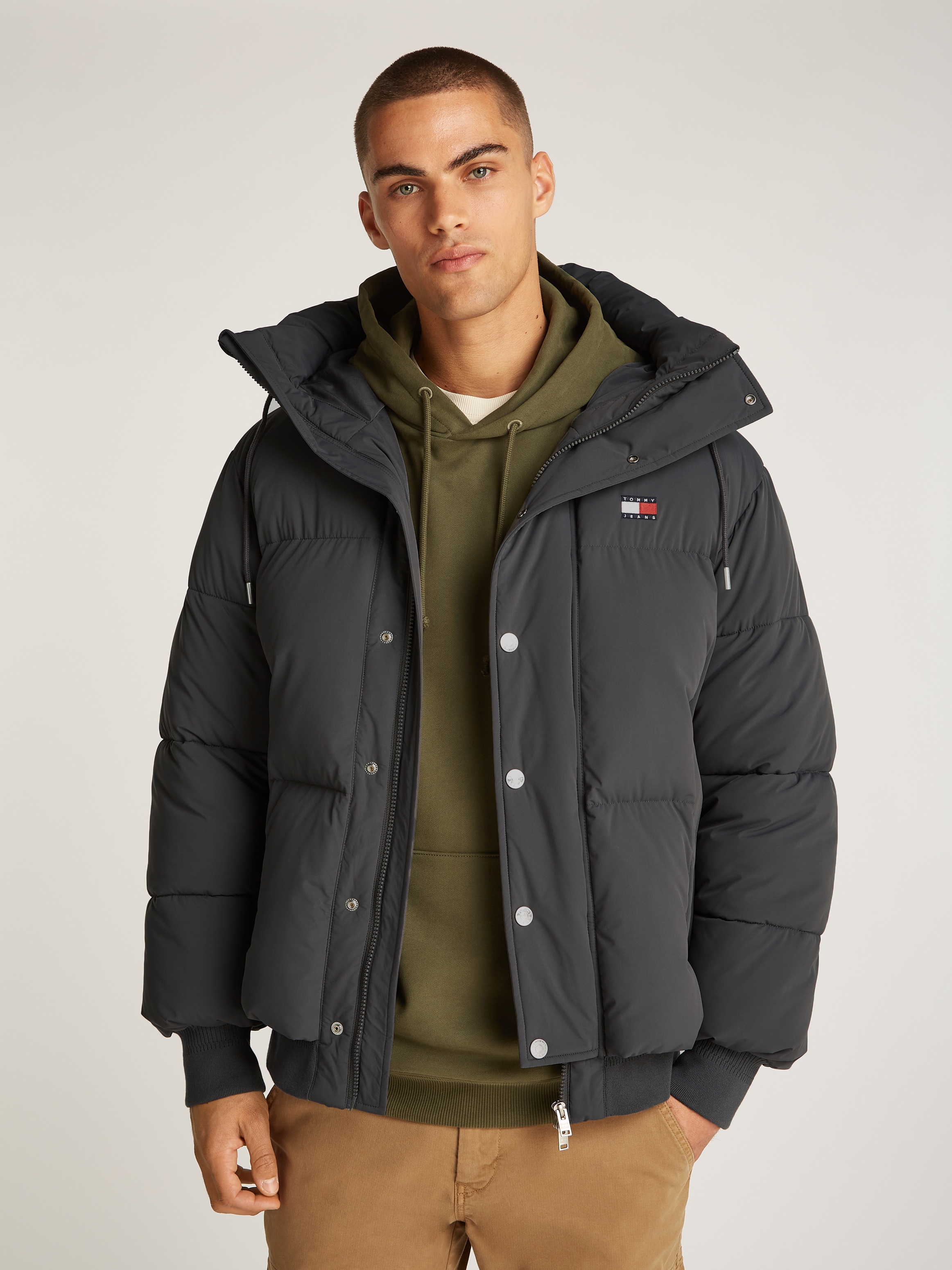 Tommy Jeans Steppjacke »TJM BRANDED PUFFER JACKET EXT«, mit Kapuze, mit Logostickerei