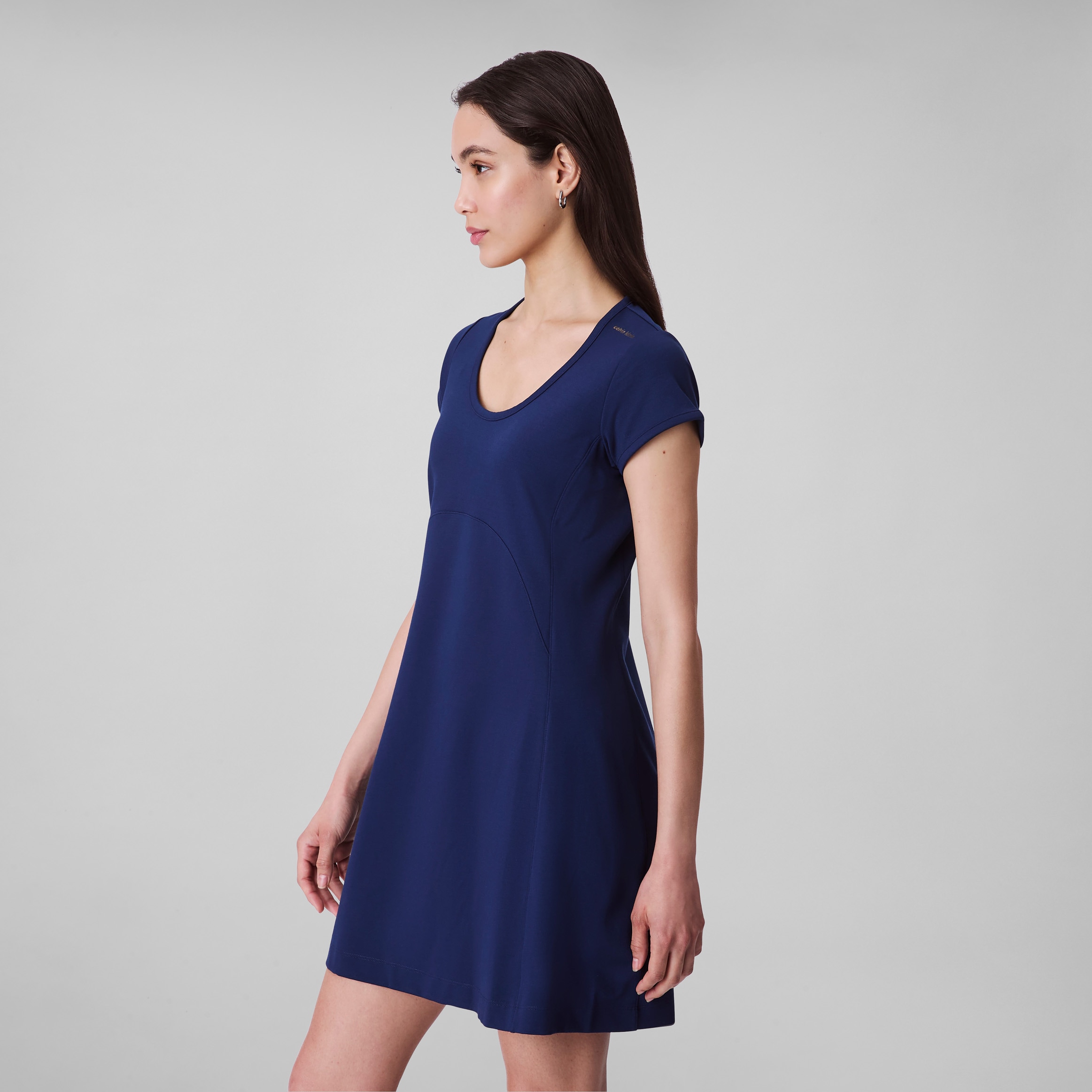 Calvin Klein Jeans Jerseykleid »PUNTO MILANO SS SCOOP NK DRESS«, Mit Rundhalsausschnitt
