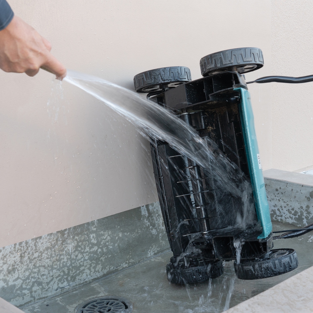 Makita Akku-Vertikutierer »»DUV320Z« 18V, 32 cm, 30 l, ohne Akku und Ladegerät« mit einer Arbeitsbreite von 32 cm und vier verschiedenen Arbeitstiefen