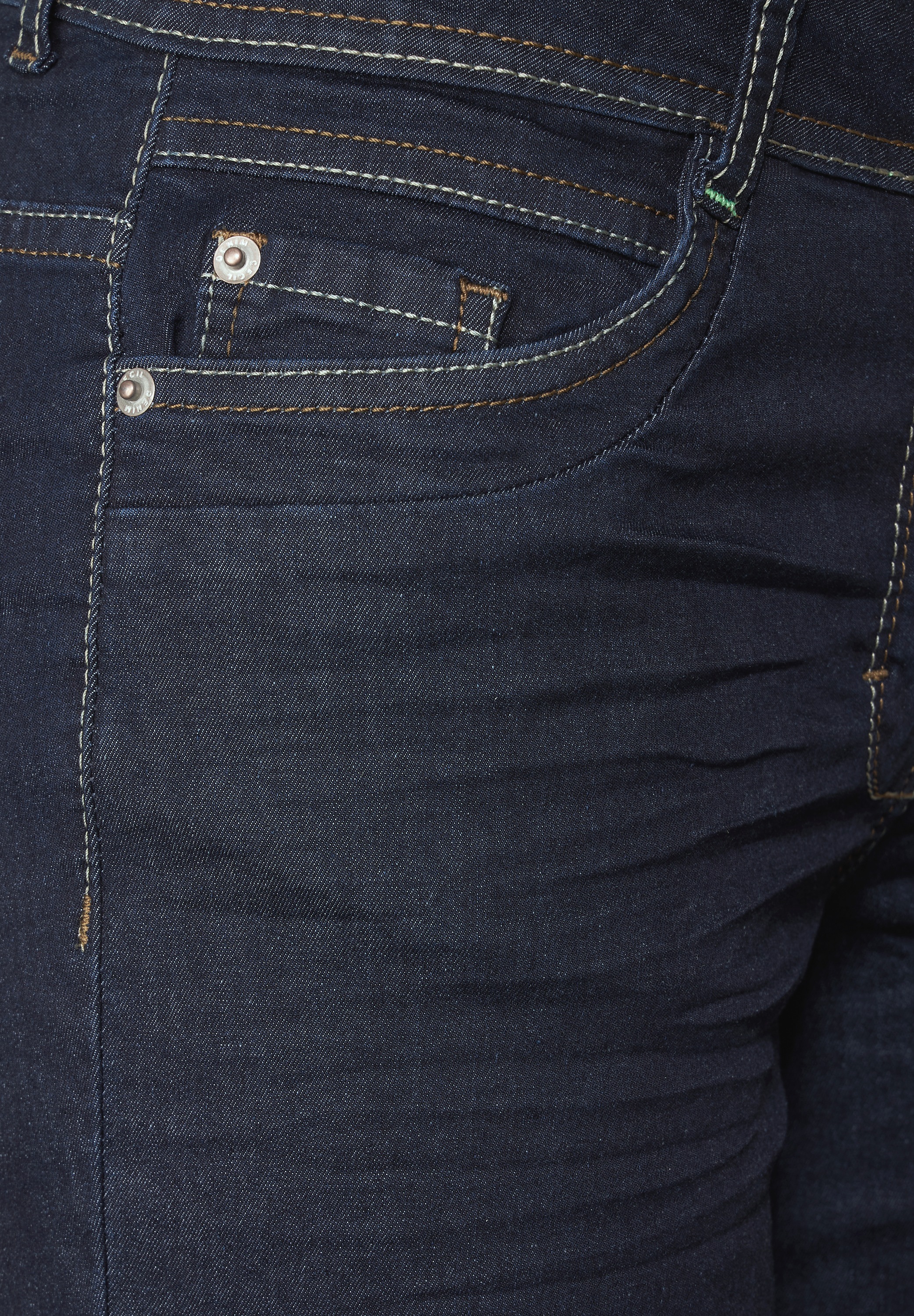 Cecil Loose-fit-Jeans, in dunkelblauer Waschung