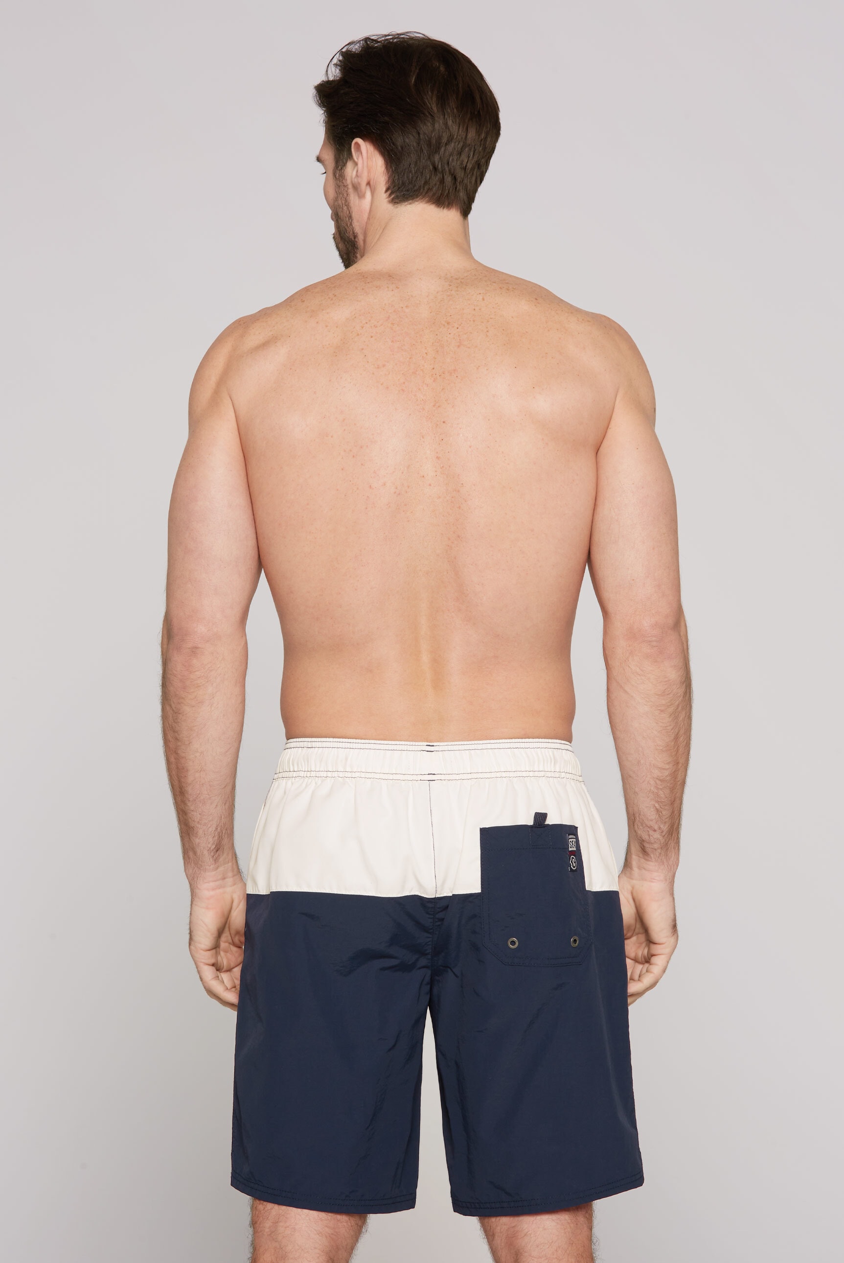 CAMP DAVID Badeshorts, mit Einschubtaschen & einer Gesäßtasche